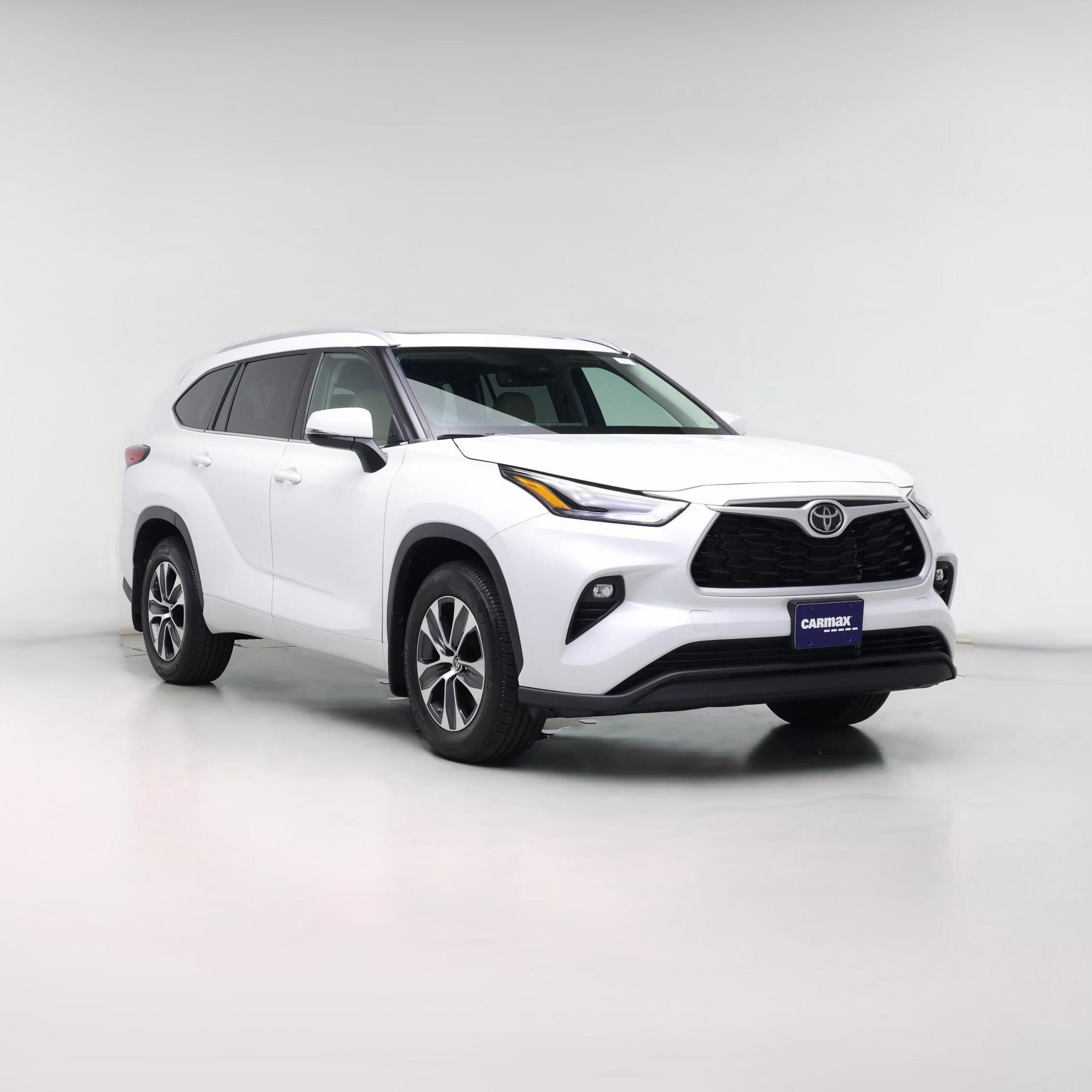 Thumbnail: 2022 Toyota Highlander - 1
