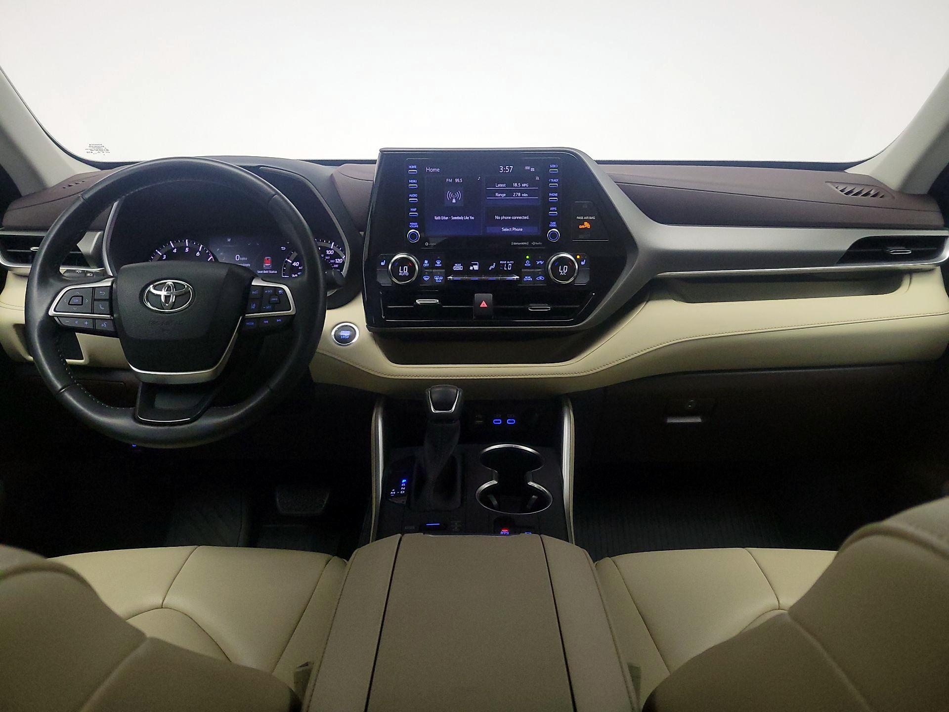 Thumbnail: 2022 Toyota Highlander - 9