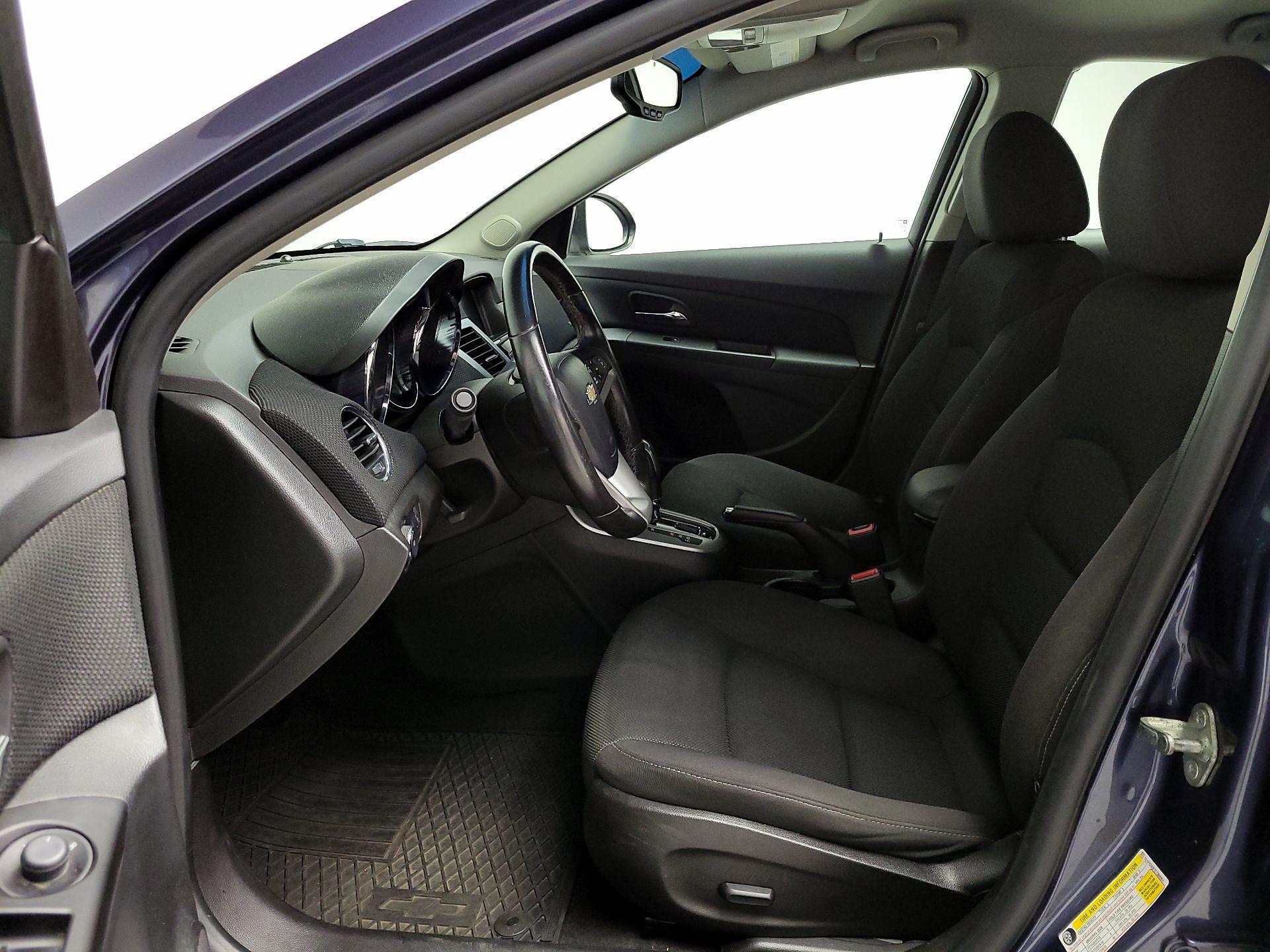 Thumbnail: 2014 Chevrolet Cruze - 11