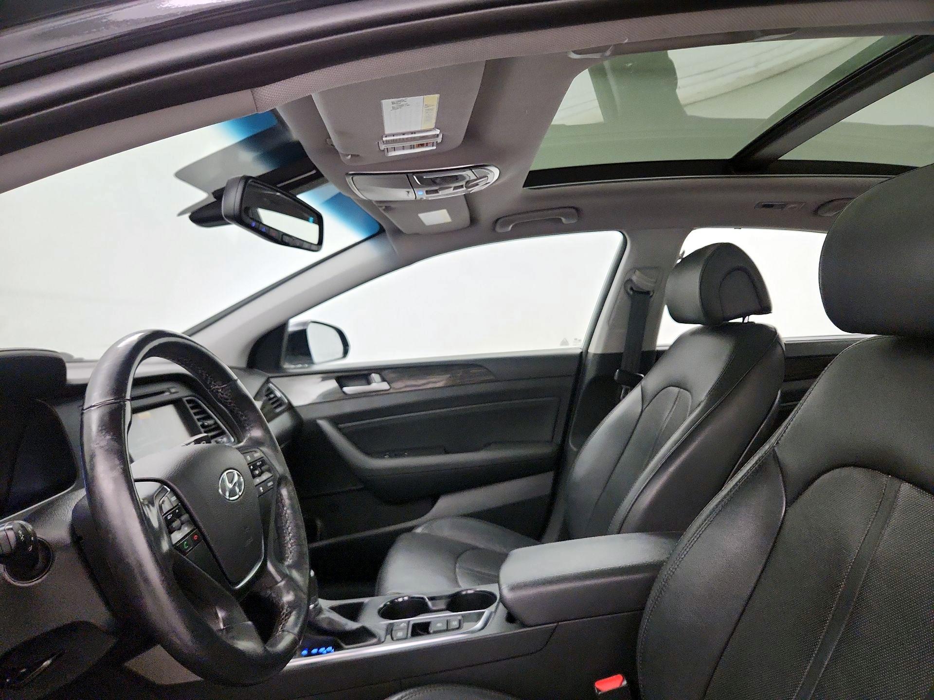 Thumbnail: 2016 Hyundai Sonata - 20