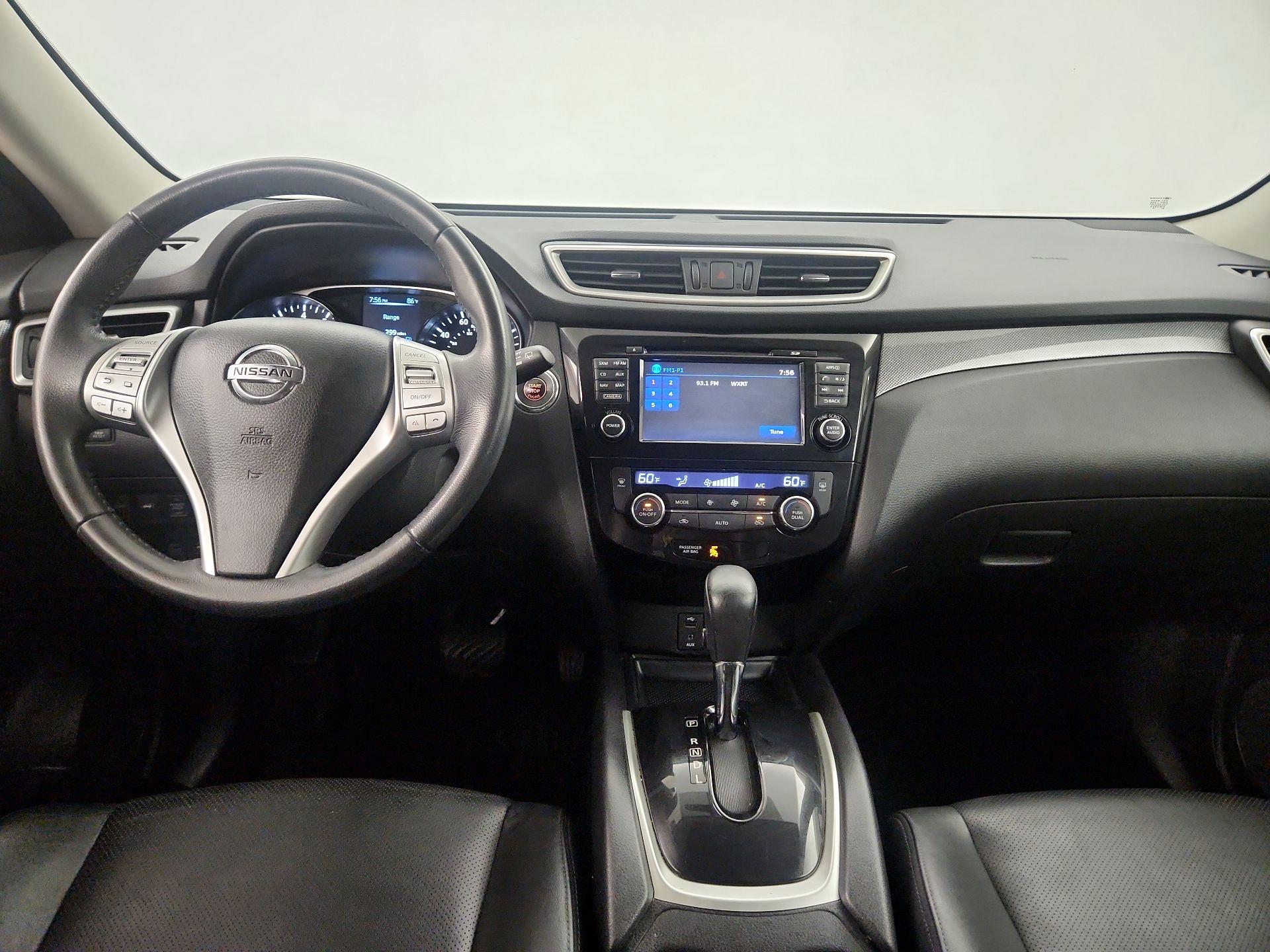 Thumbnail: 2015 Nissan Rogue - 9