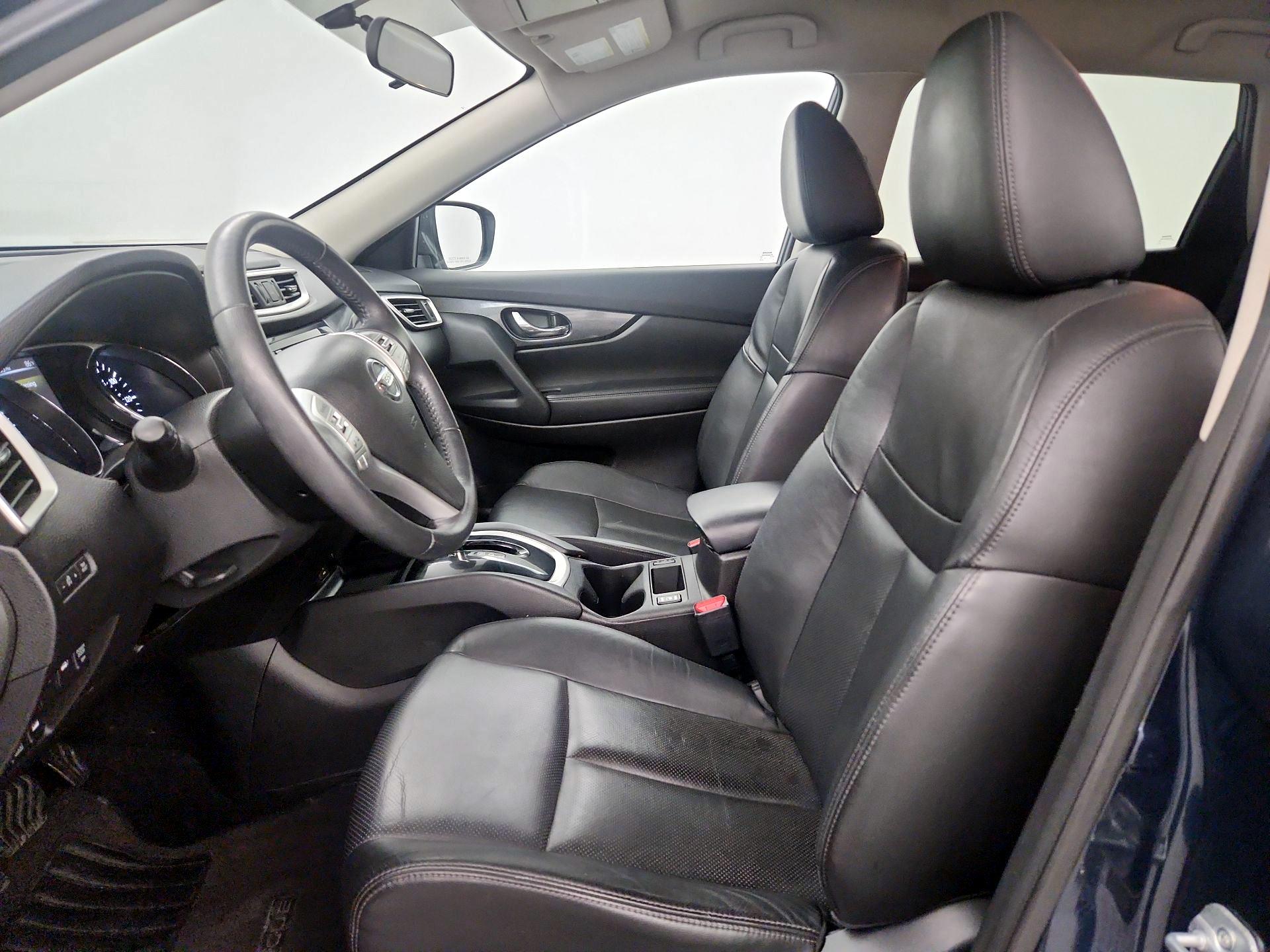 Thumbnail: 2015 Nissan Rogue - 11