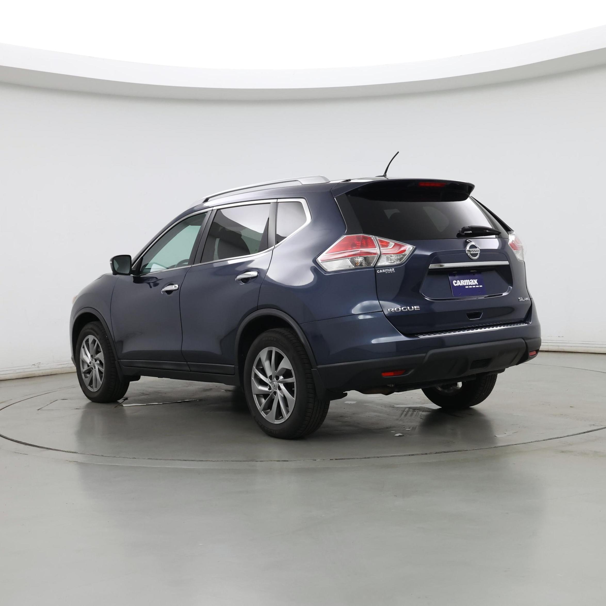 Thumbnail: 2015 Nissan Rogue - 2