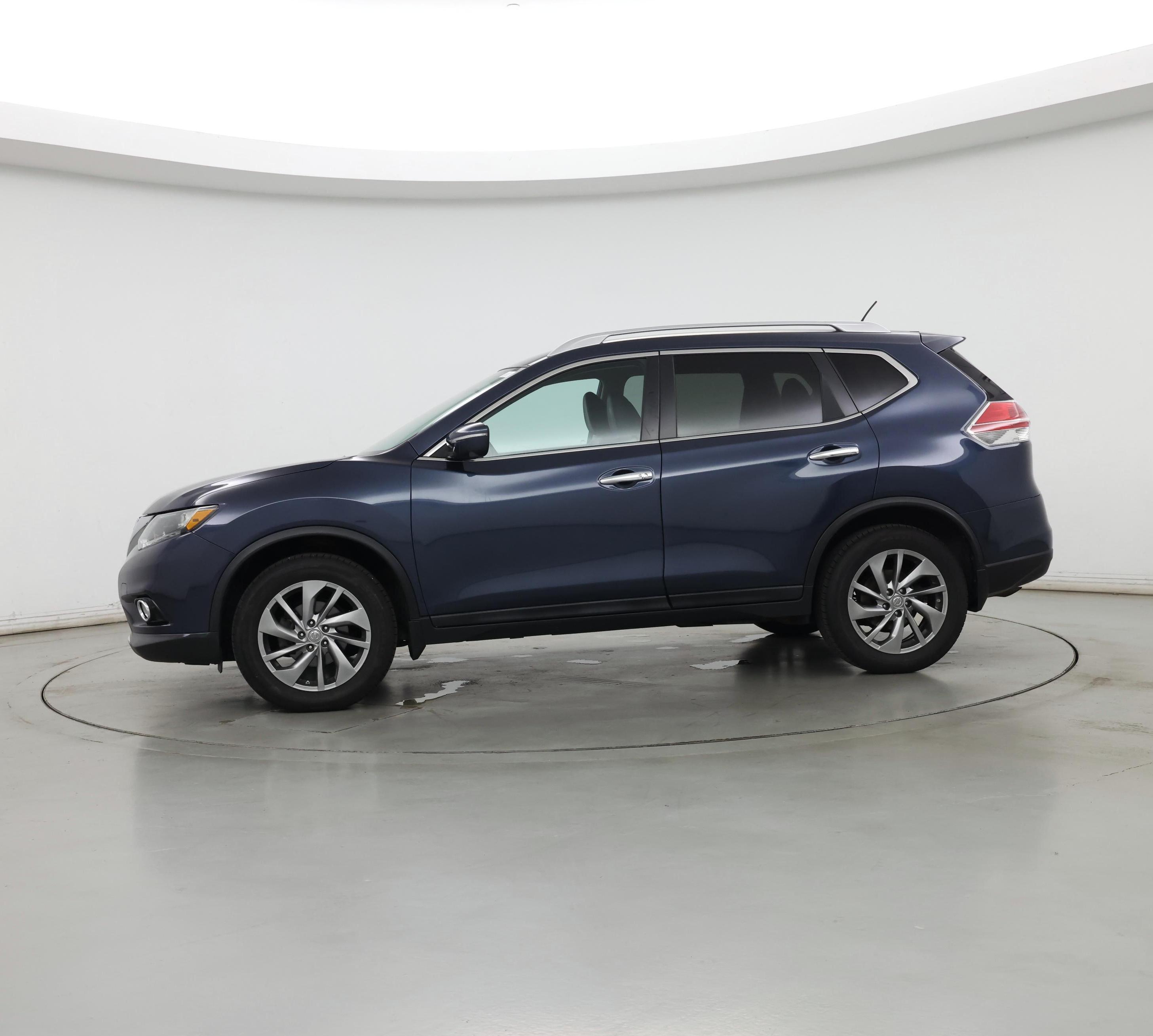 Thumbnail: 2015 Nissan Rogue - 3