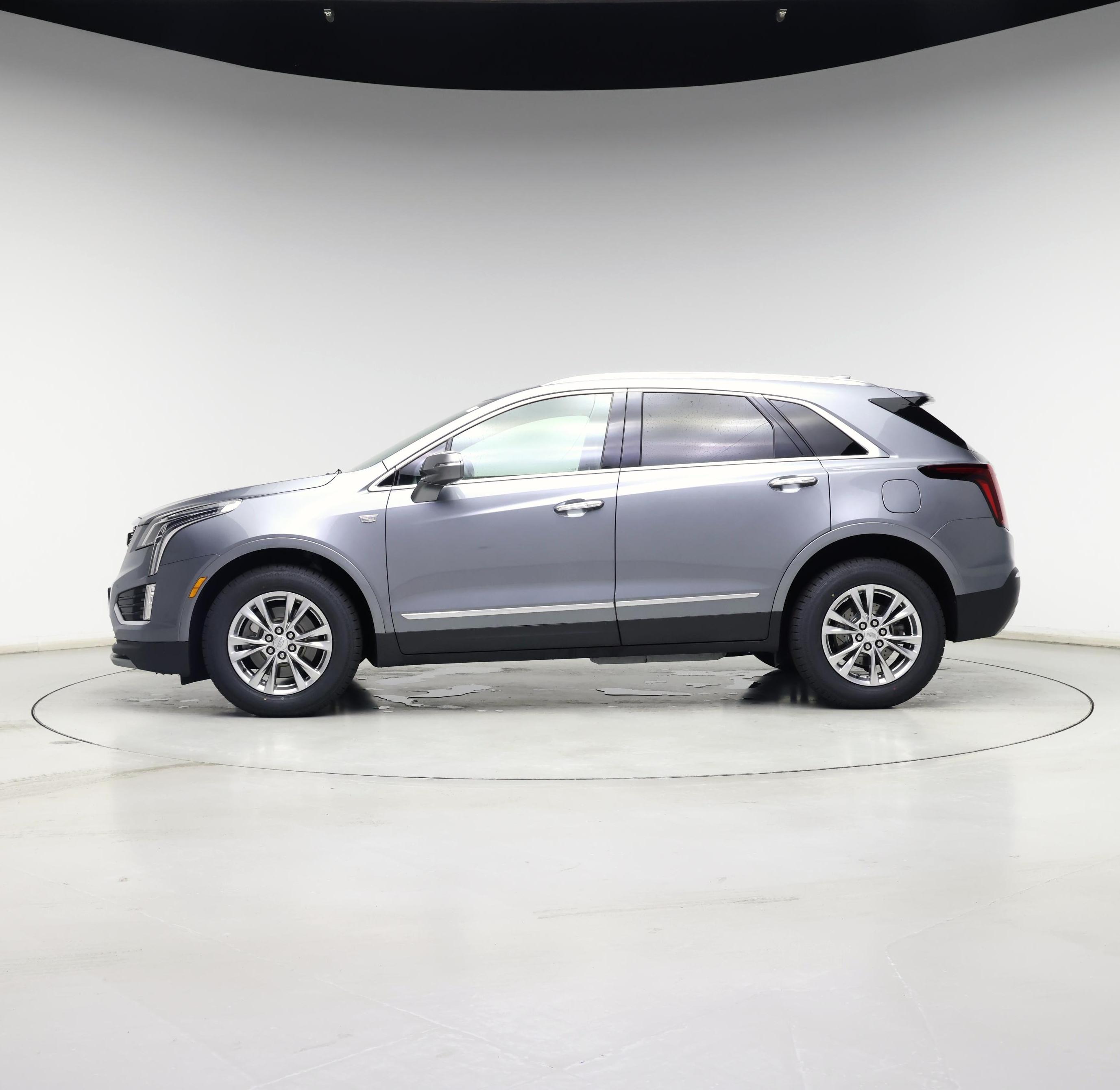 Thumbnail: 2020 Cadillac XT5 - 3