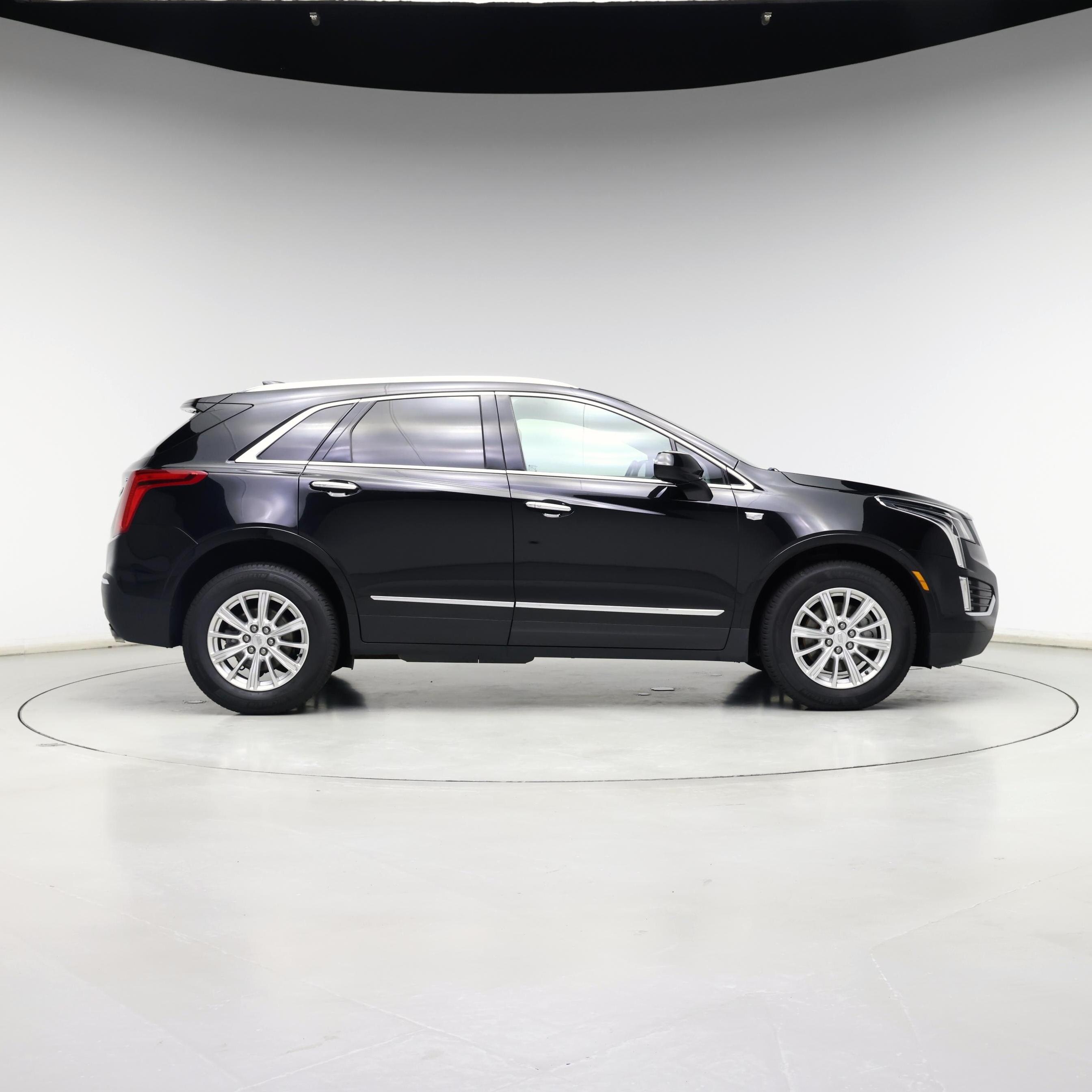 Thumbnail: 2017 Cadillac XT5 - 7