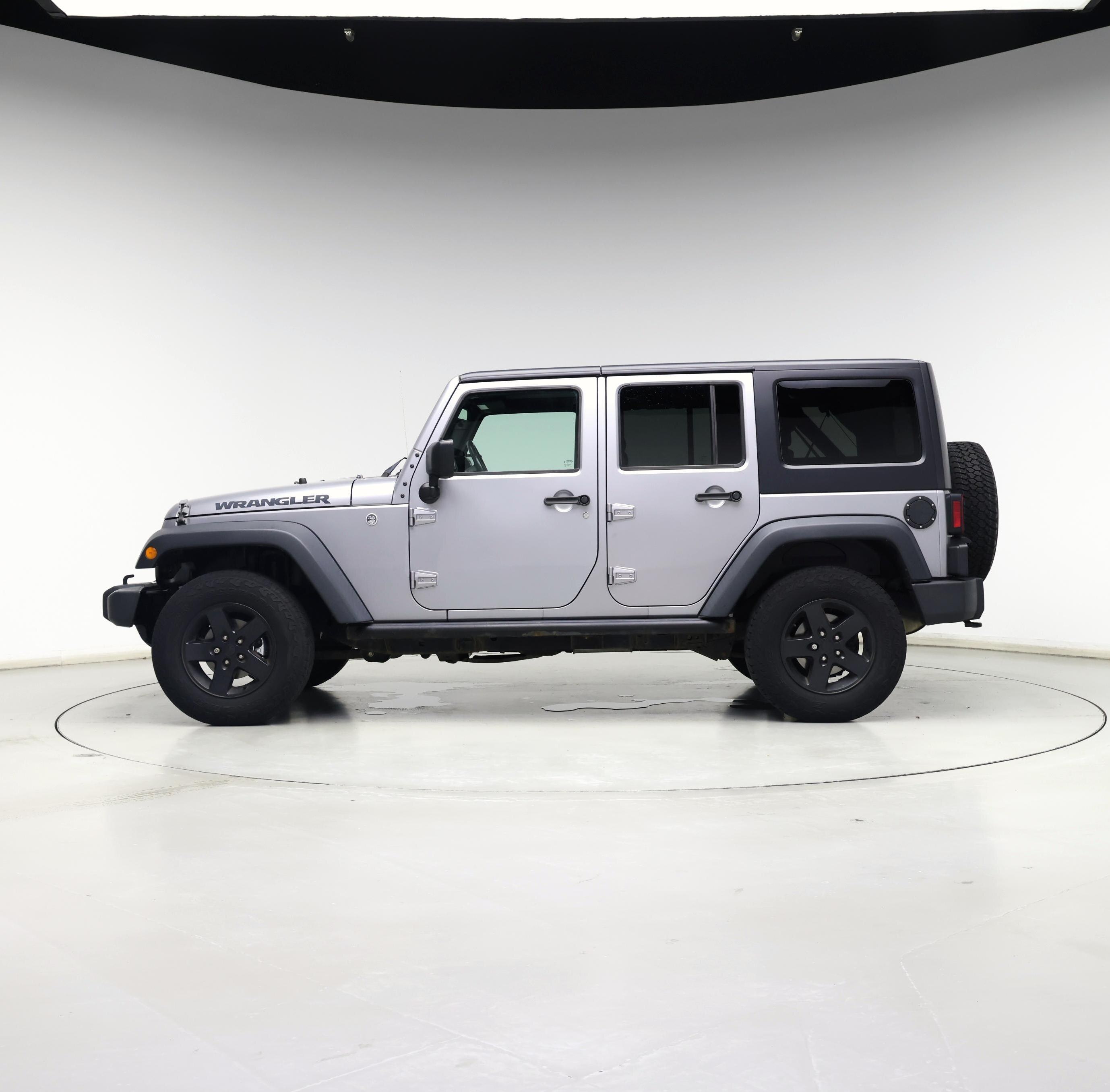 Thumbnail: 2016 Jeep Wrangler - 3