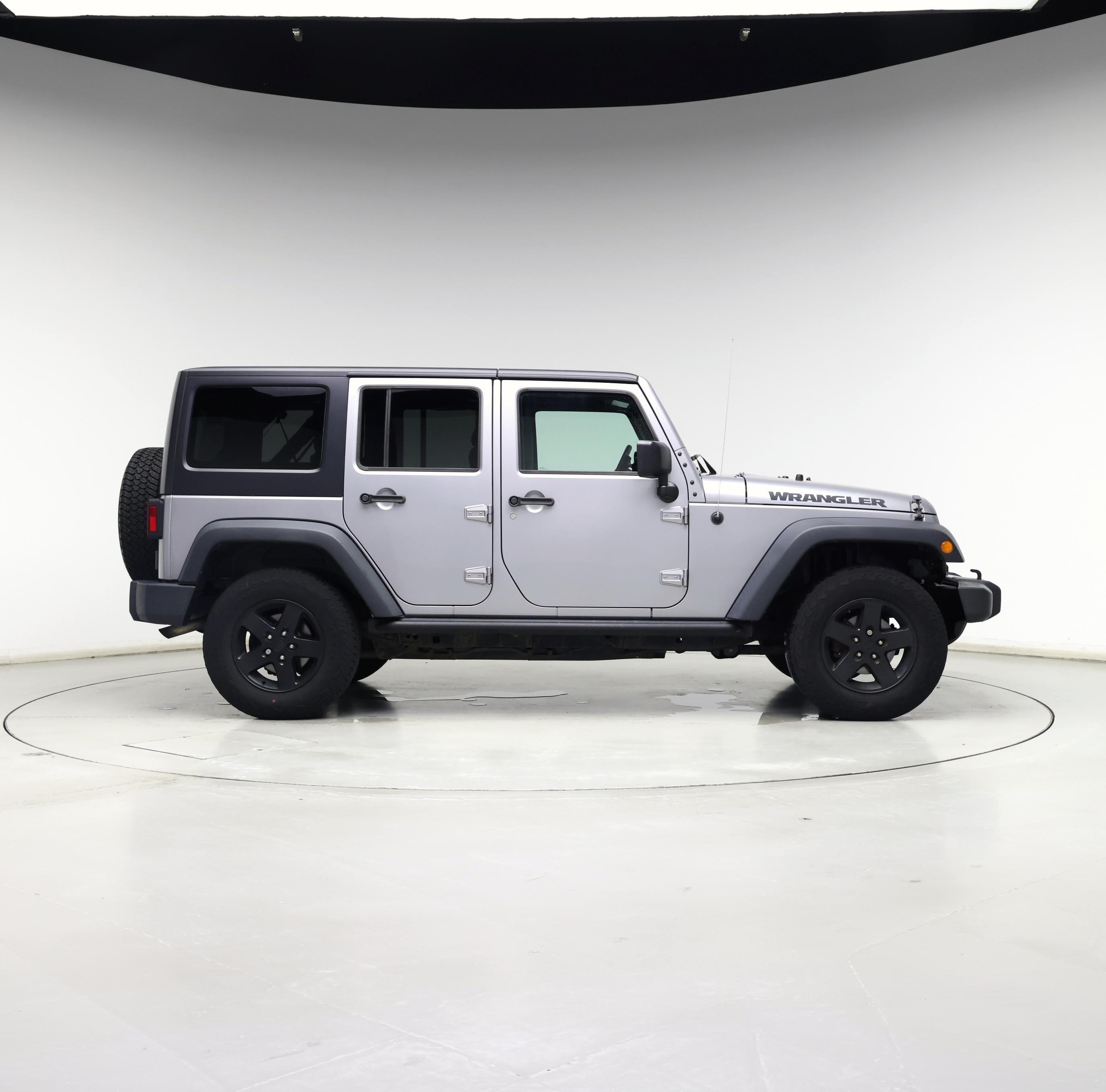 Thumbnail: 2016 Jeep Wrangler - 7