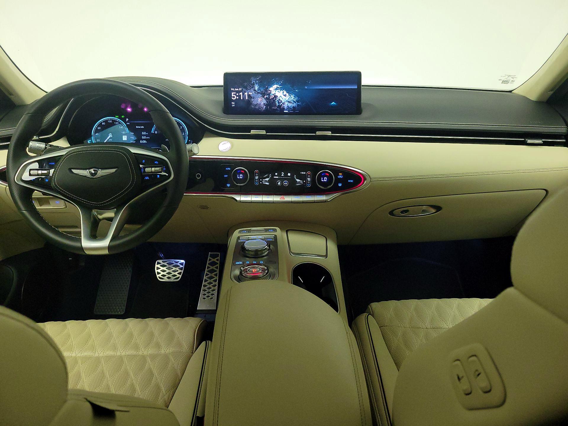 Thumbnail: 2022 Genesis GV70 - 9