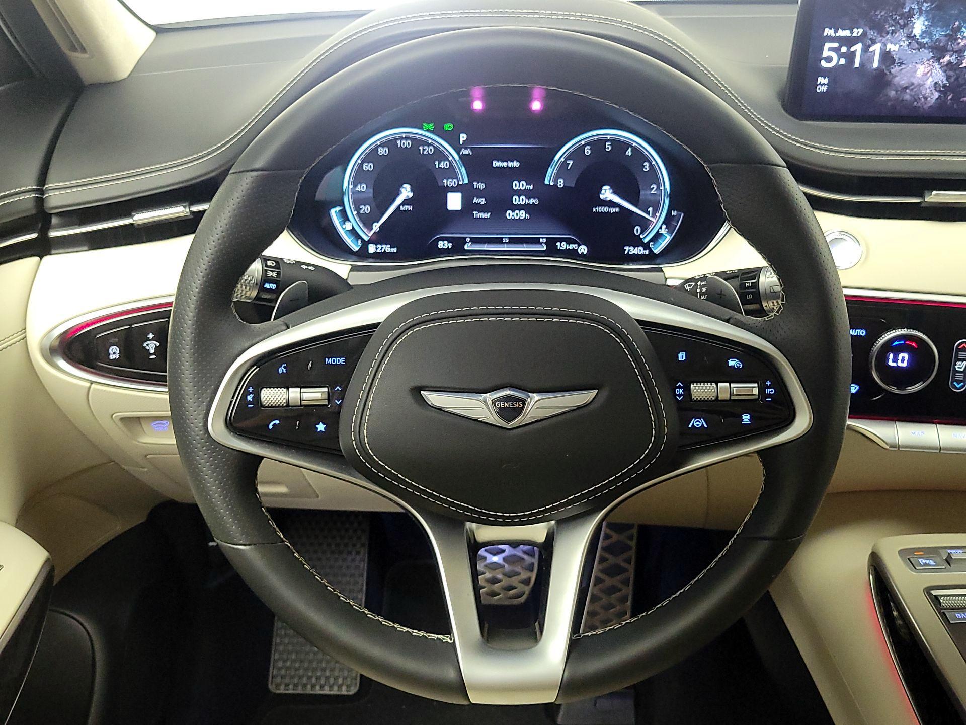 Thumbnail: 2022 Genesis GV70 - 10