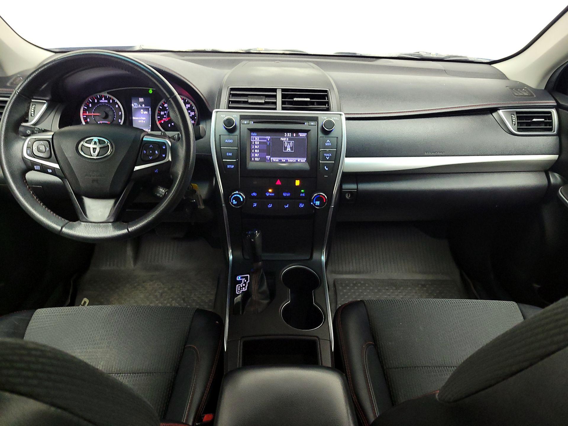 Thumbnail: 2017 Toyota Camry - 9