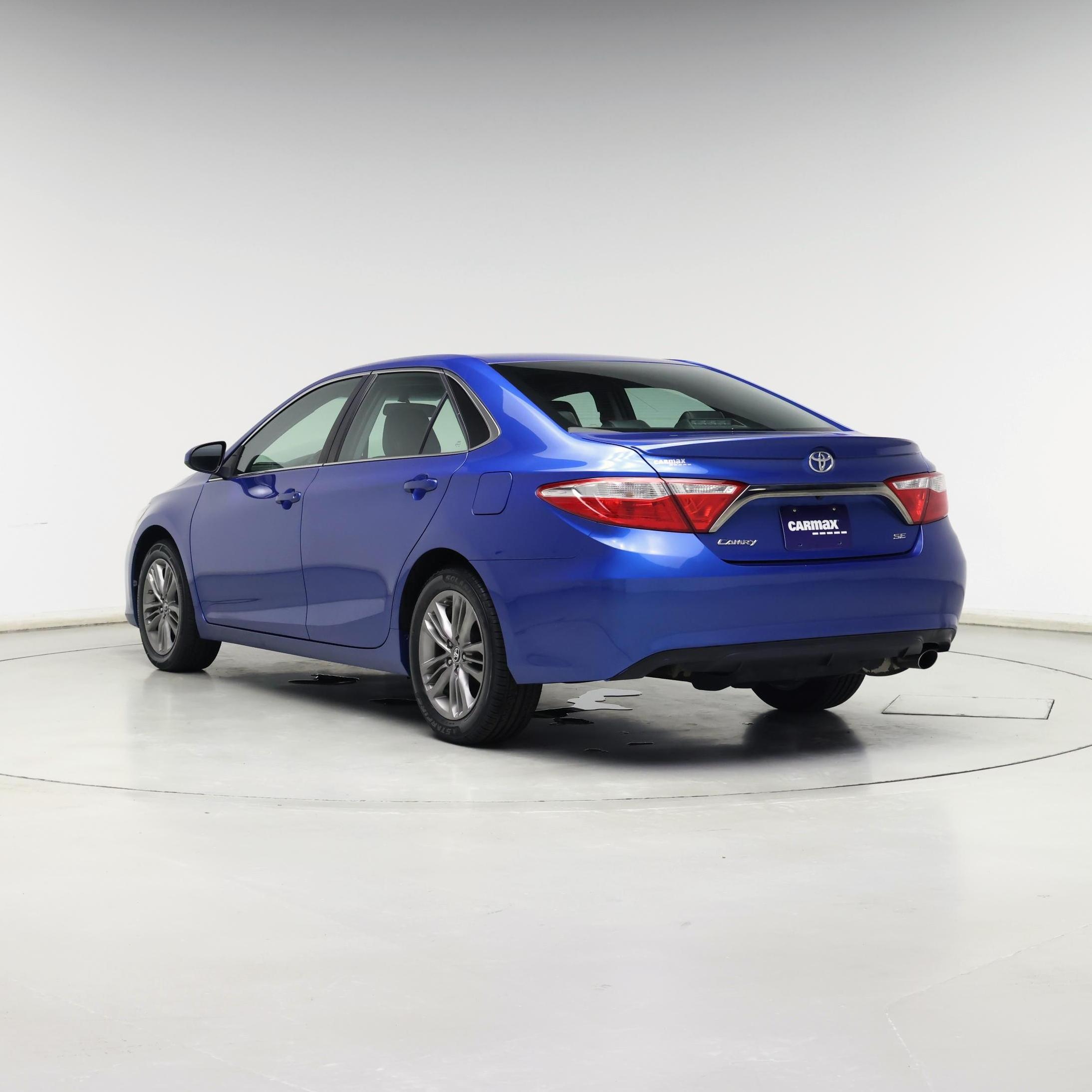 Thumbnail: 2017 Toyota Camry - 2