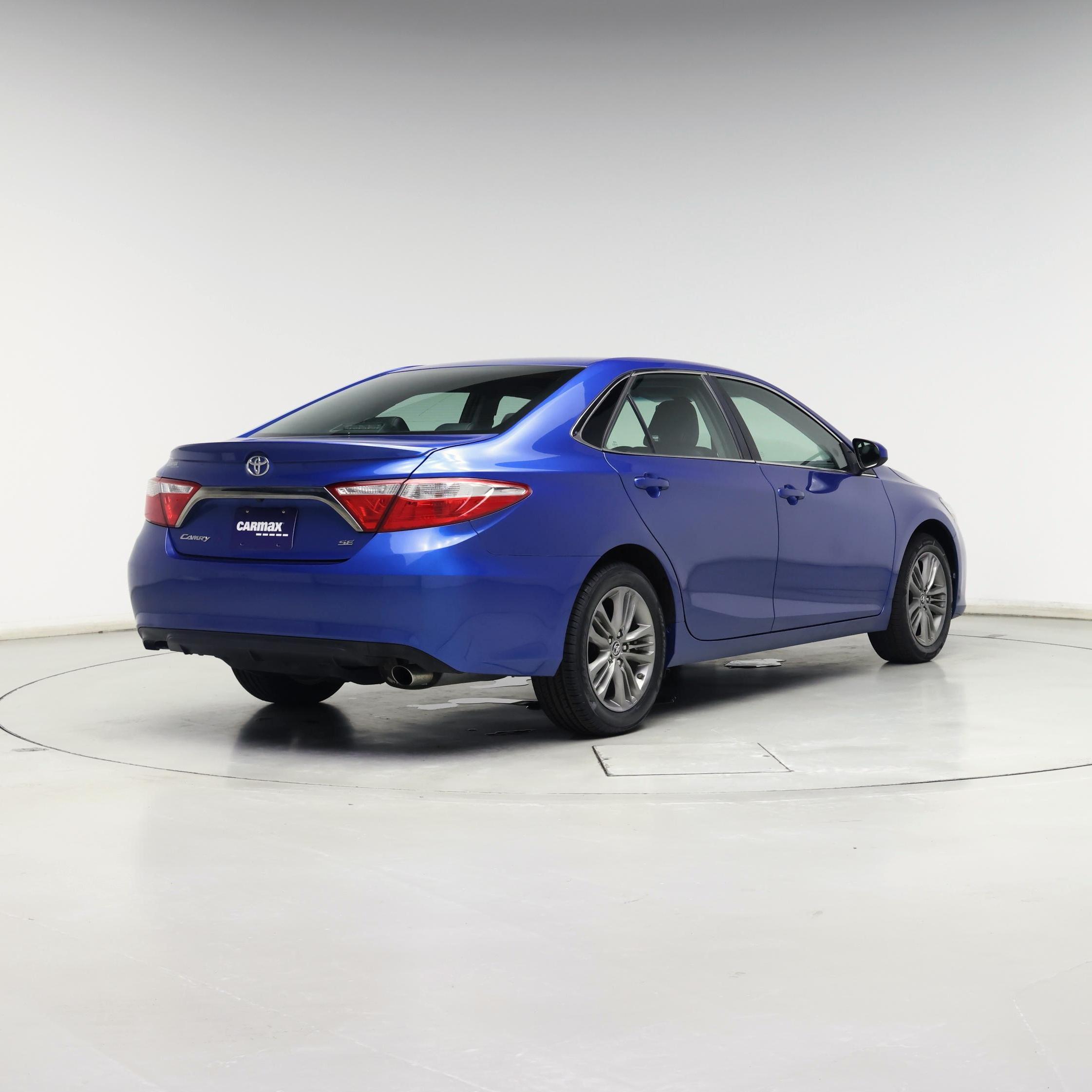 Thumbnail: 2017 Toyota Camry - 8