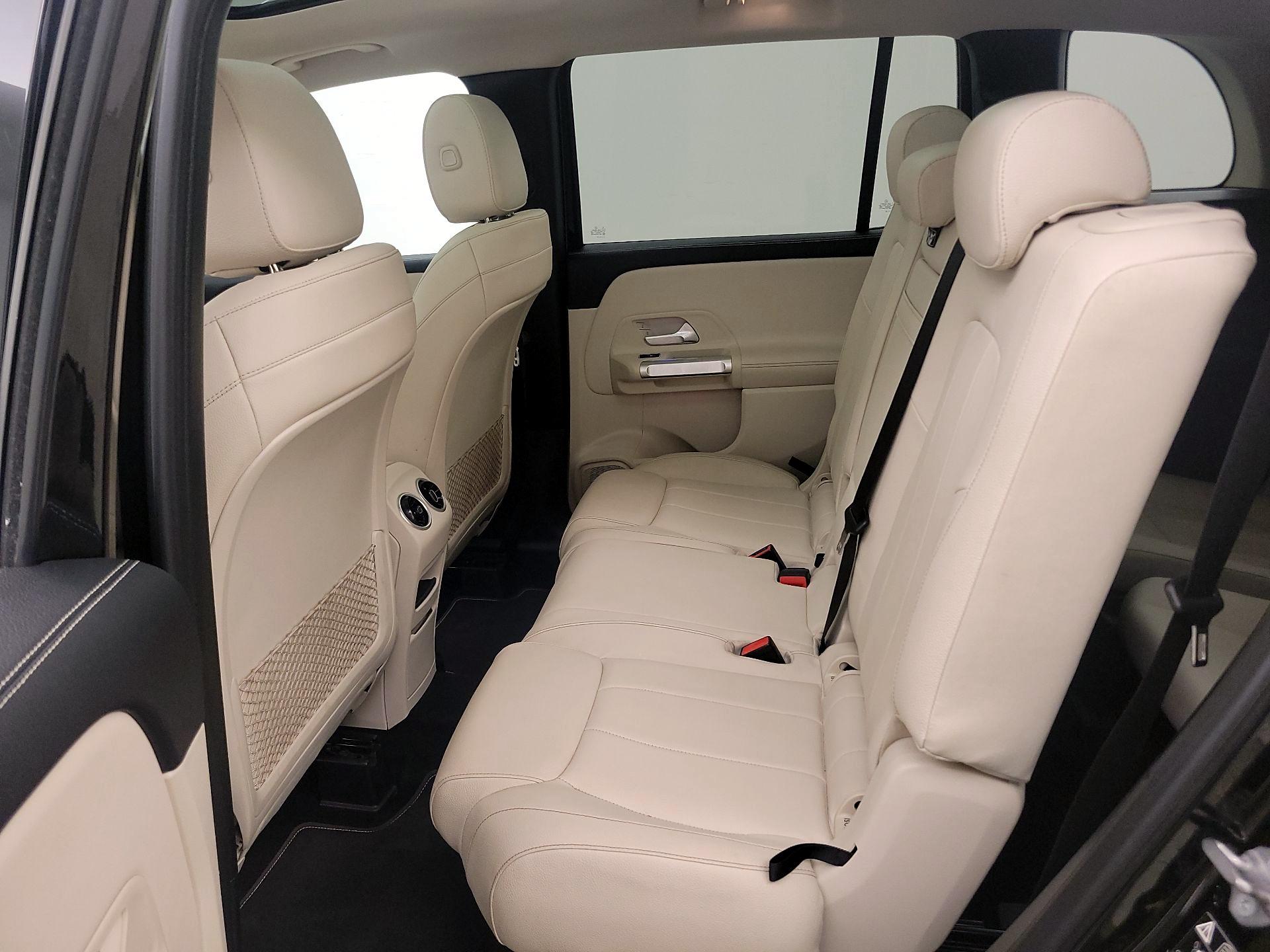 Thumbnail: 2021 Mercedes-Benz GLB - 20
