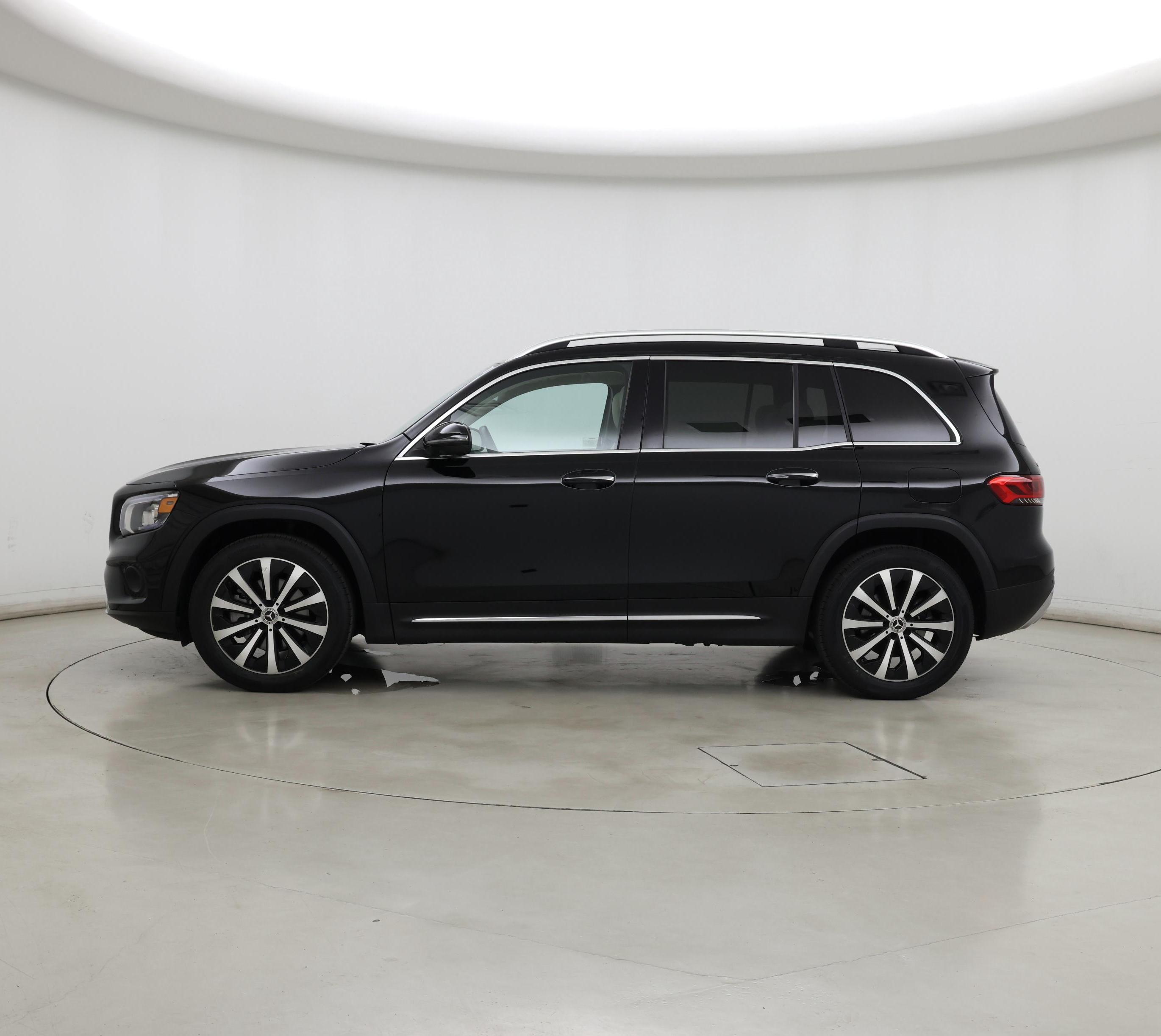 Thumbnail: 2021 Mercedes-Benz GLB - 3