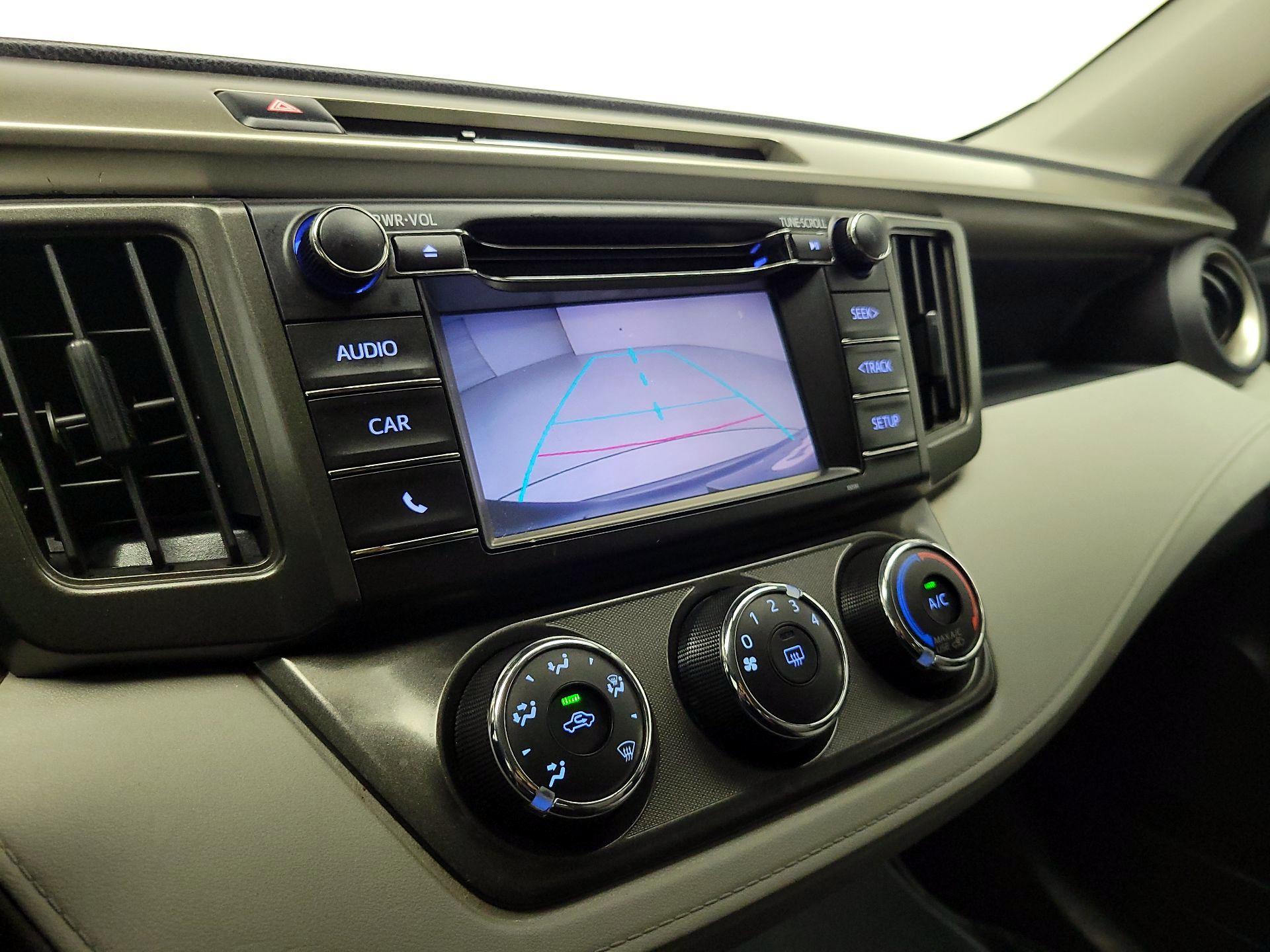 Thumbnail: 2014 Toyota RAV4 - 14