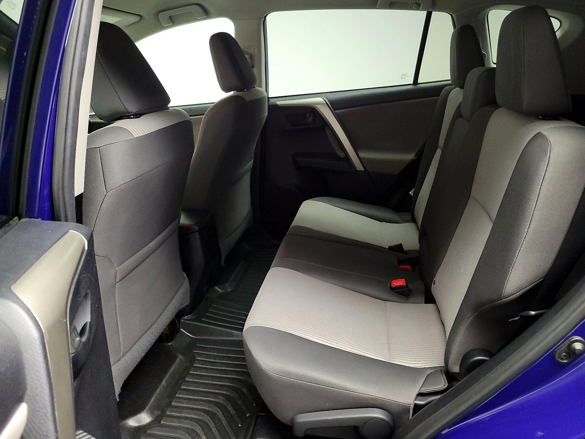 Thumbnail: 2014 Toyota RAV4 - 19