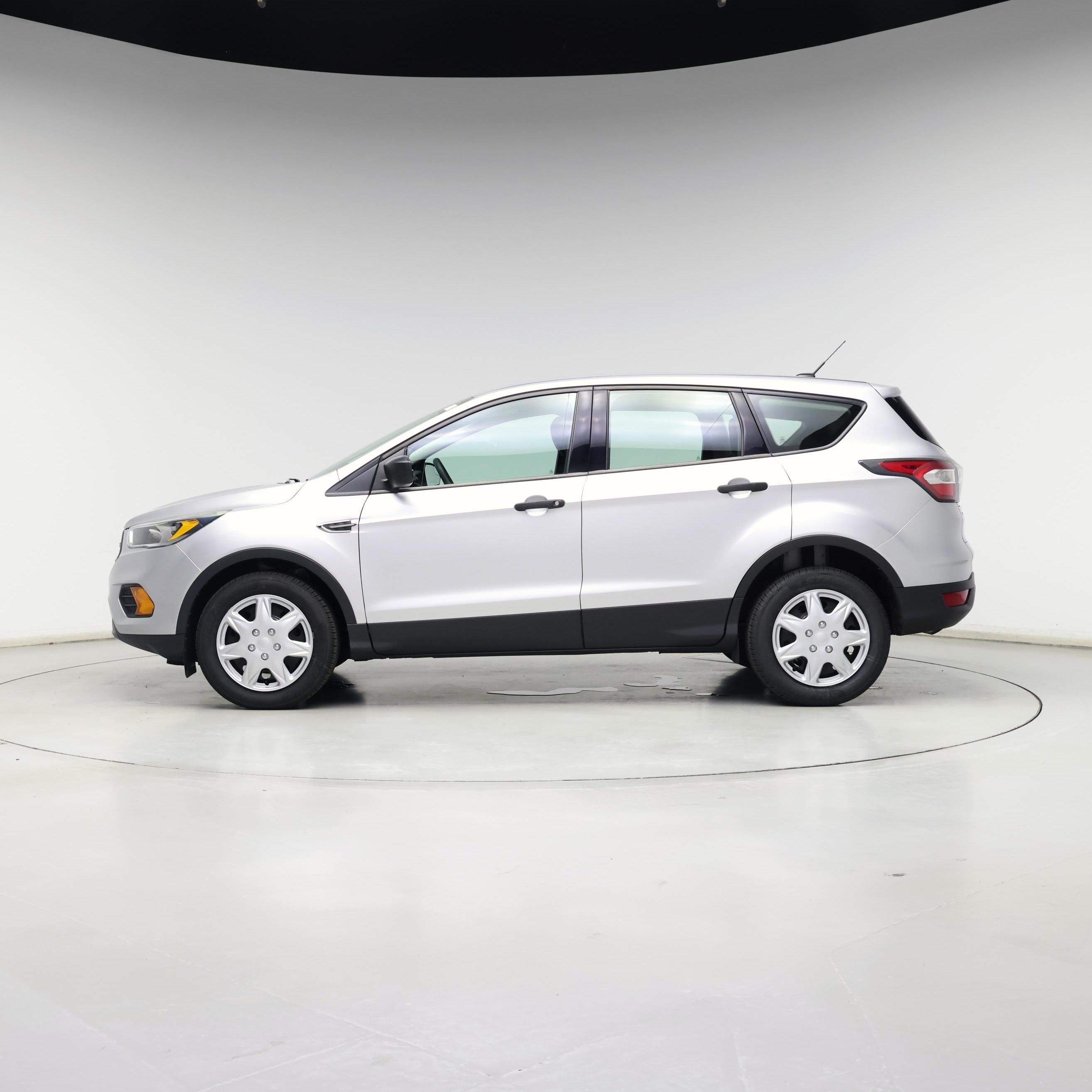 Thumbnail: 2017 Ford Escape - 3