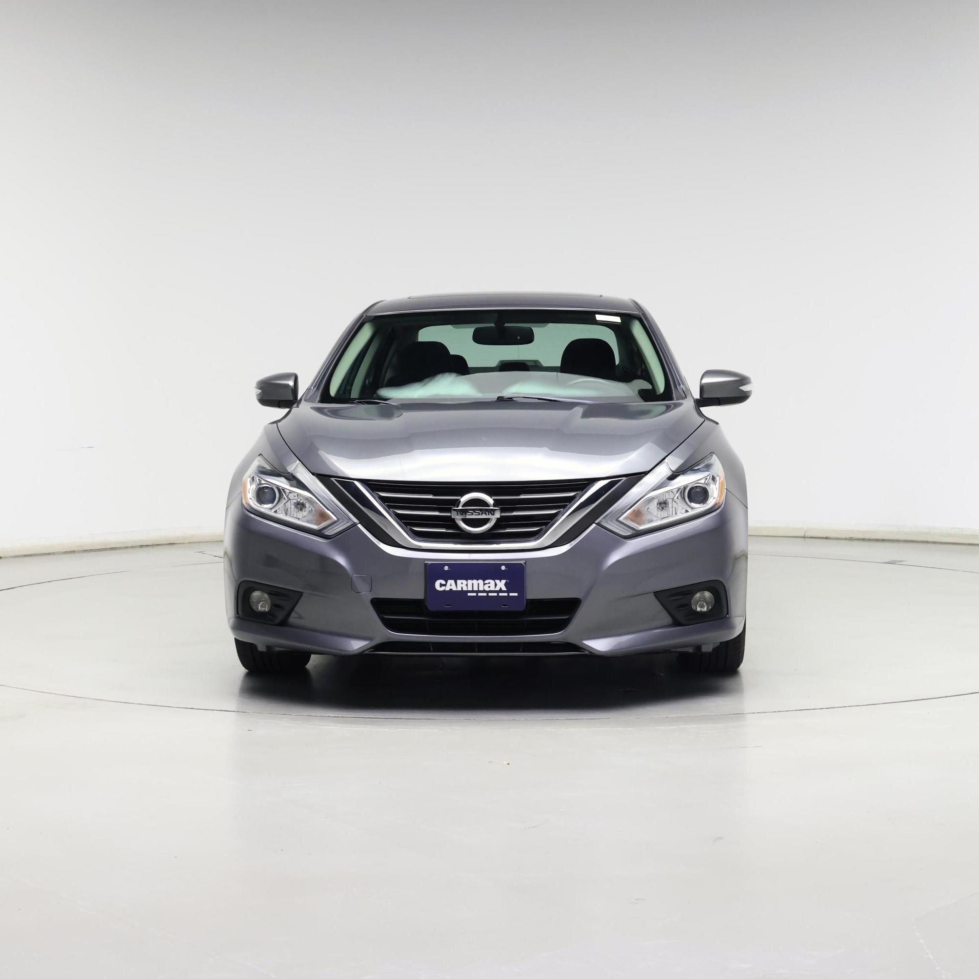 Thumbnail: 2016 Nissan Altima - 5