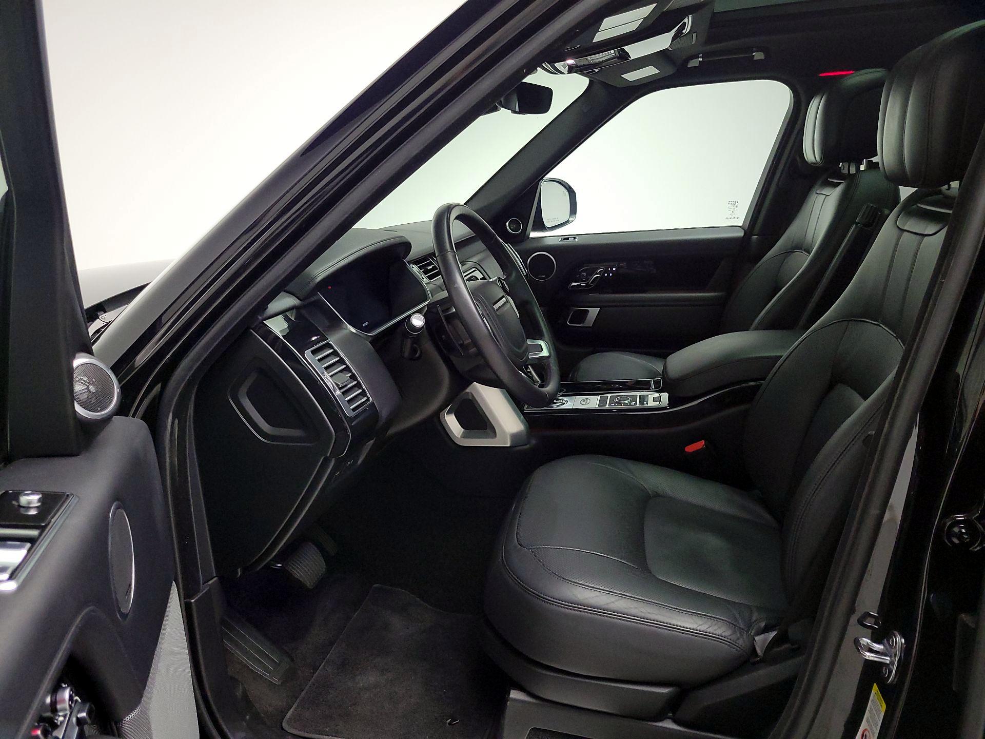Thumbnail: 2020 Land Rover Range Rover - 11