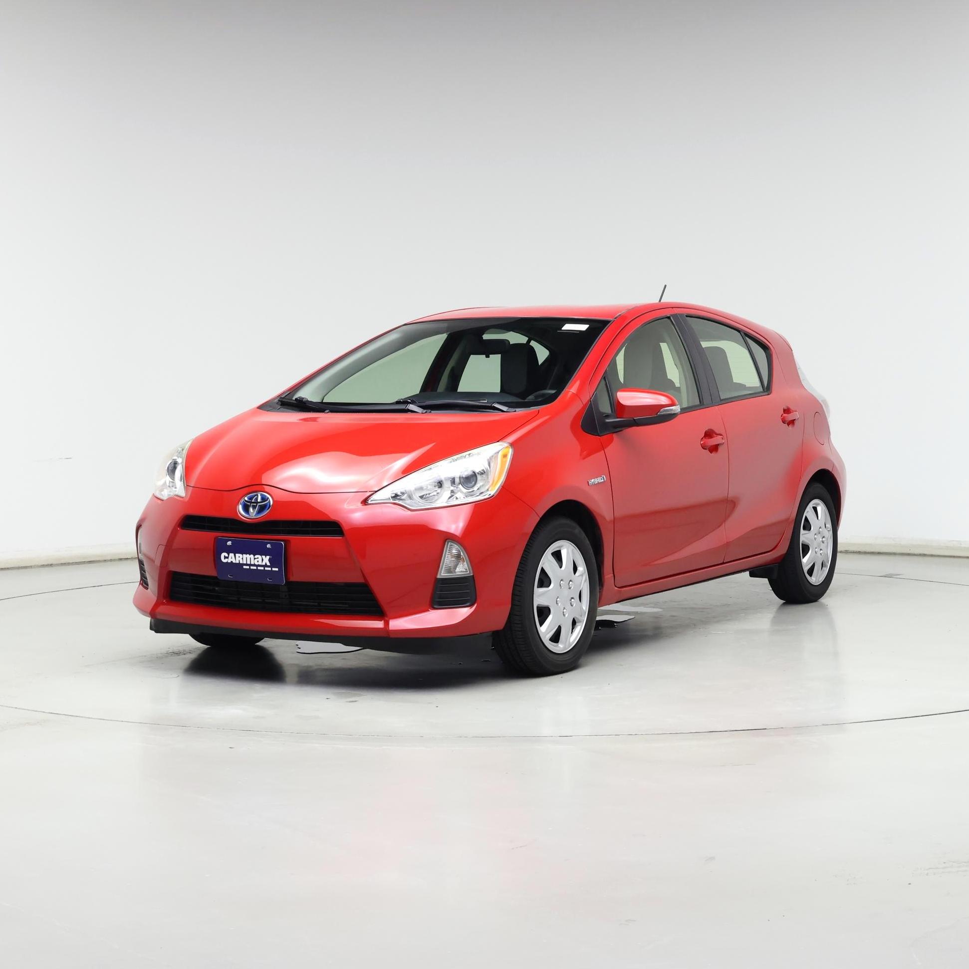 Thumbnail: 2014 Toyota Prius c - 4