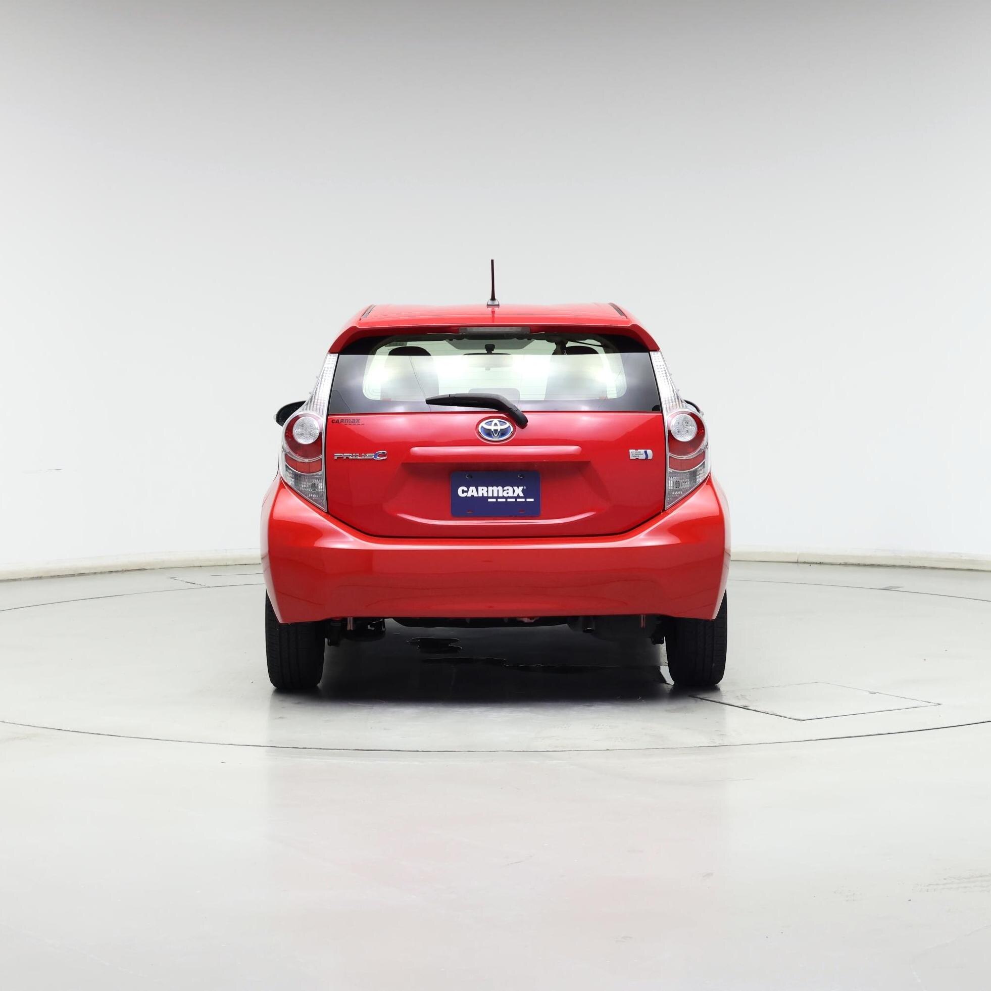 Thumbnail: 2014 Toyota Prius c - 6
