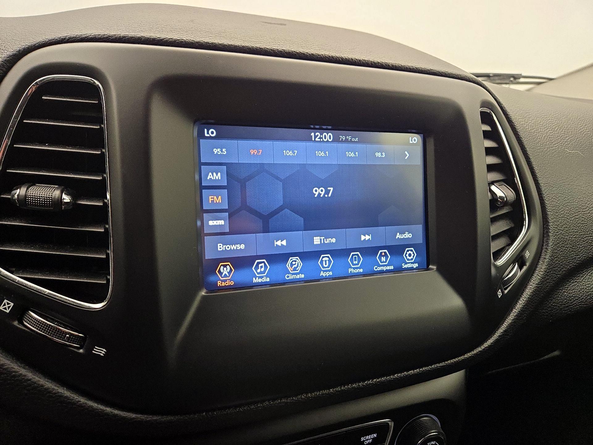 Thumbnail: 2019 Jeep Compass - 15