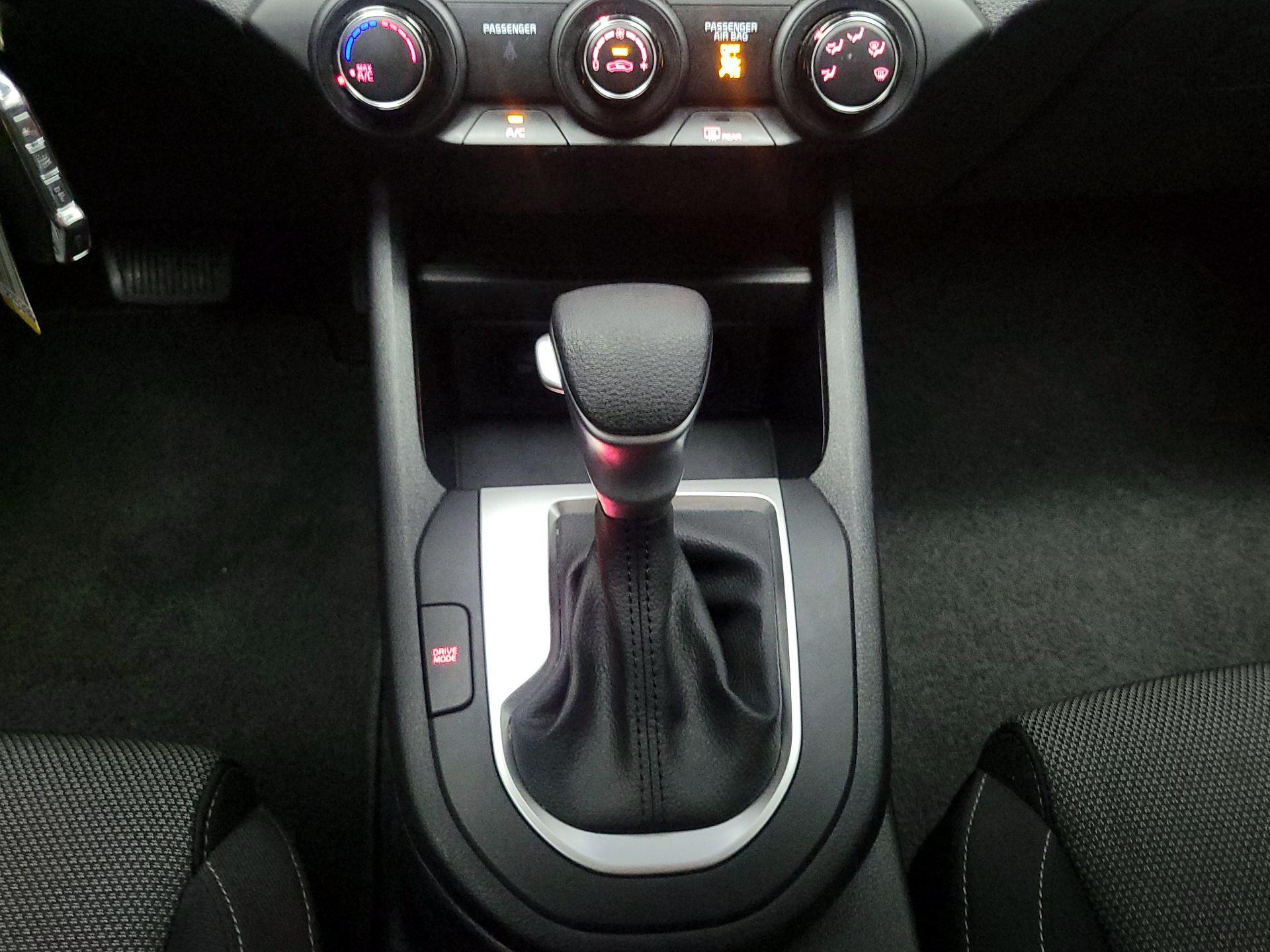 Thumbnail: 2024 Kia Forte - 17