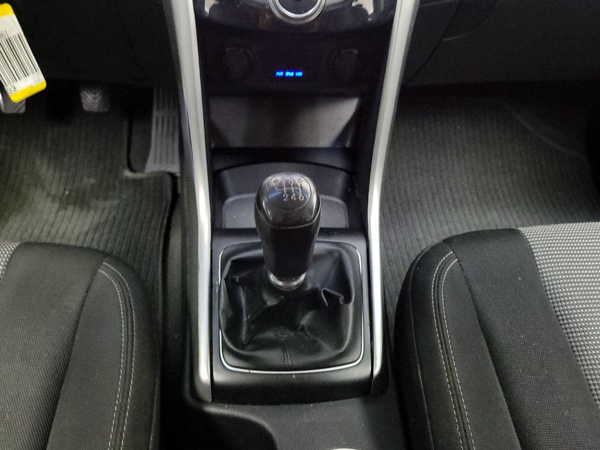 Thumbnail: 2014 Hyundai Elantra - 16