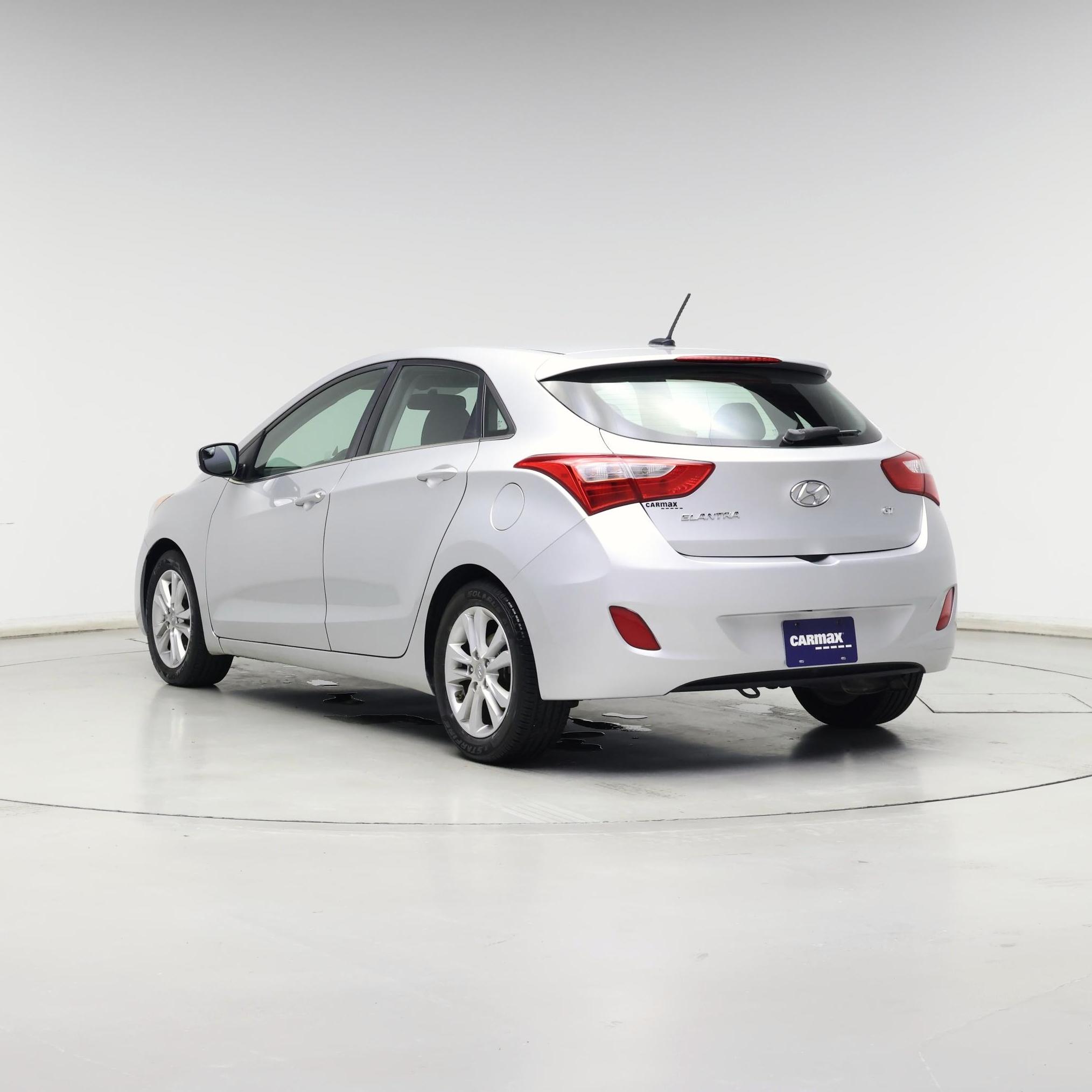 Thumbnail: 2014 Hyundai Elantra - 2