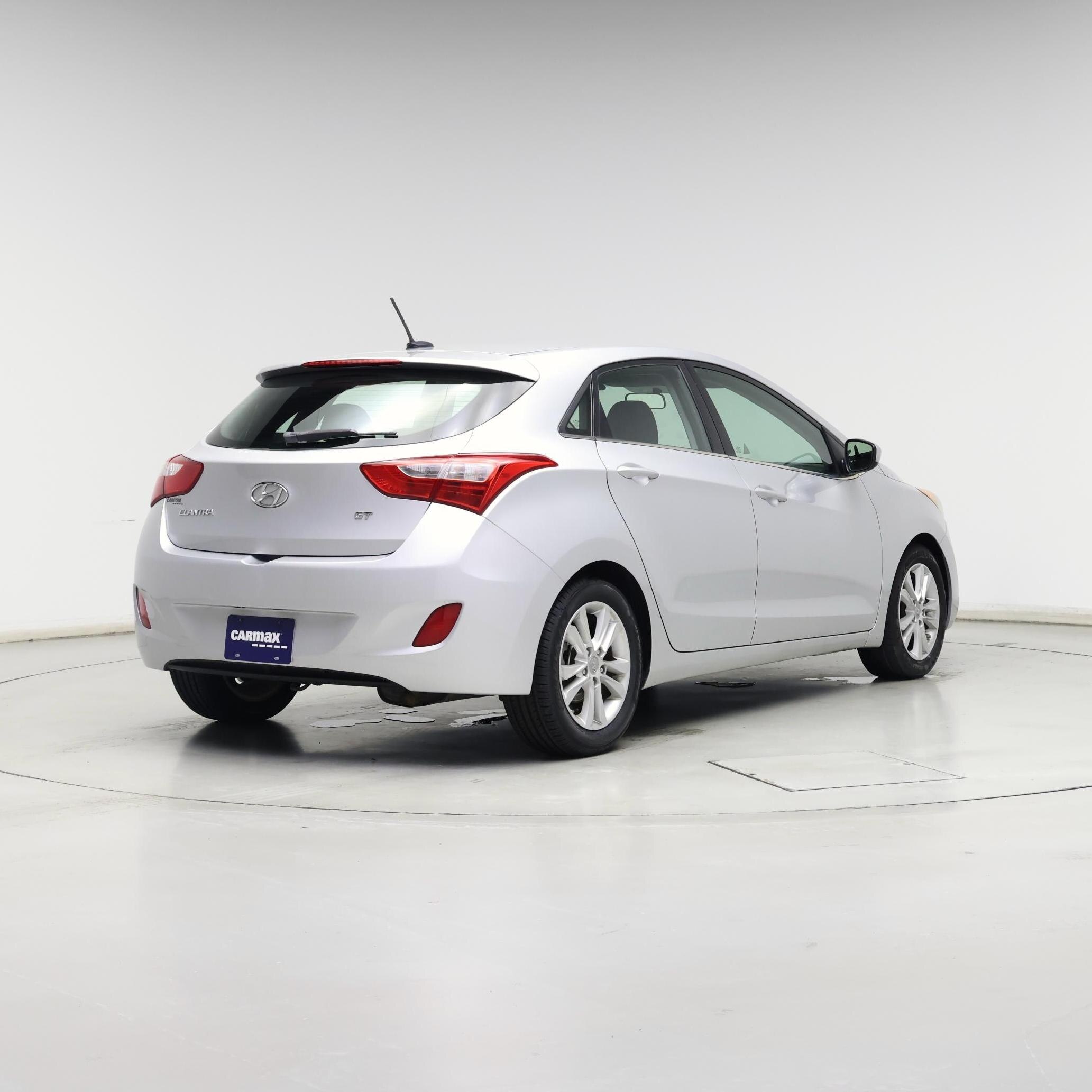 Thumbnail: 2014 Hyundai Elantra - 8