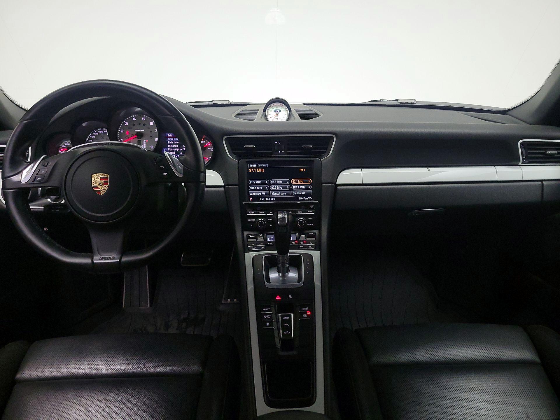 Thumbnail: 2014 Porsche 911 - 9