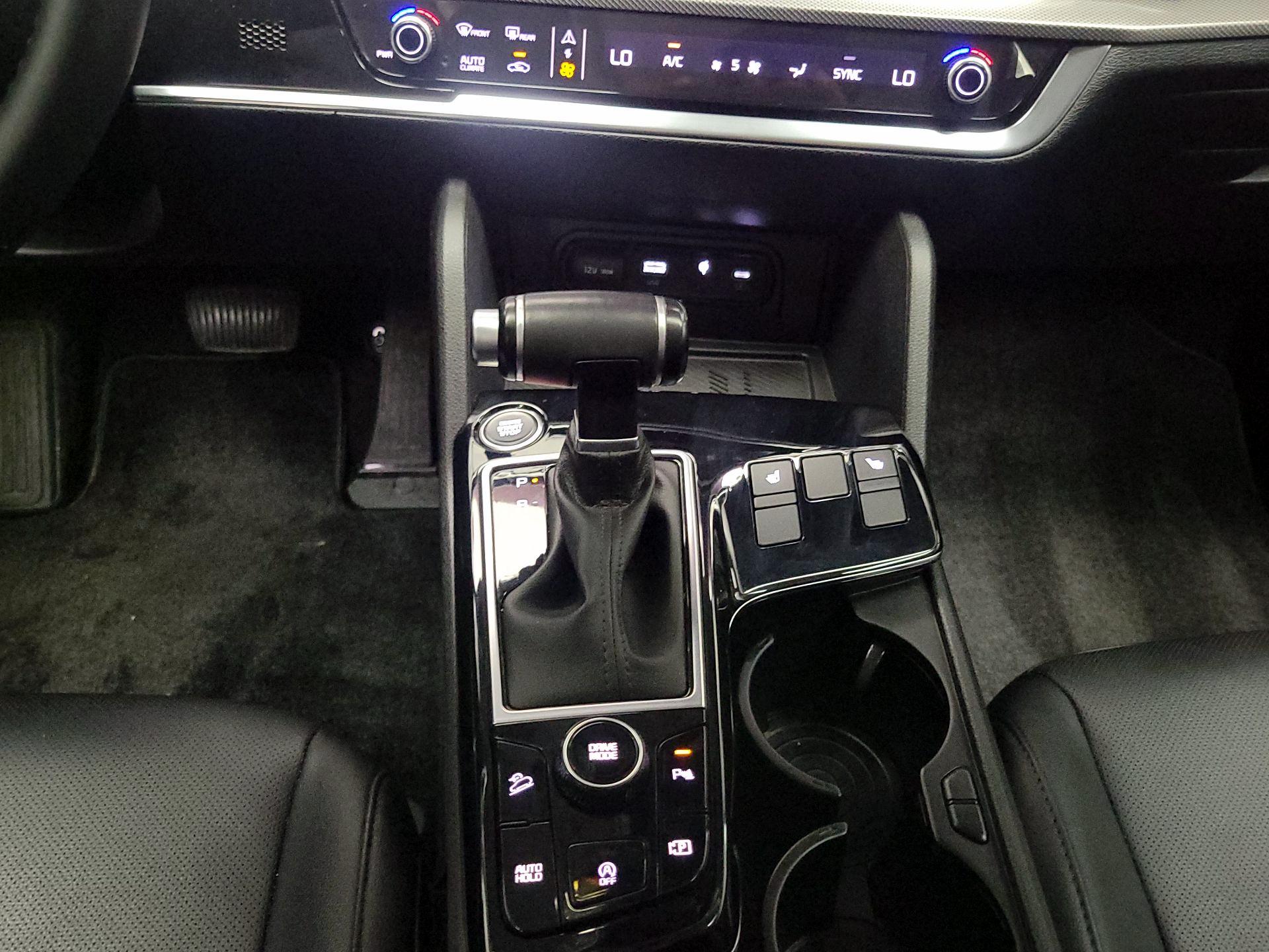 Thumbnail: 2023 Kia Sportage - 18