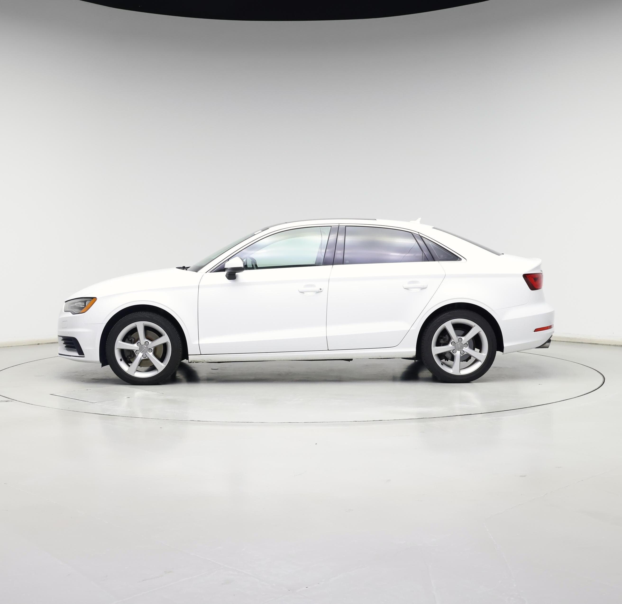 Thumbnail: 2016 Audi A3 - 3