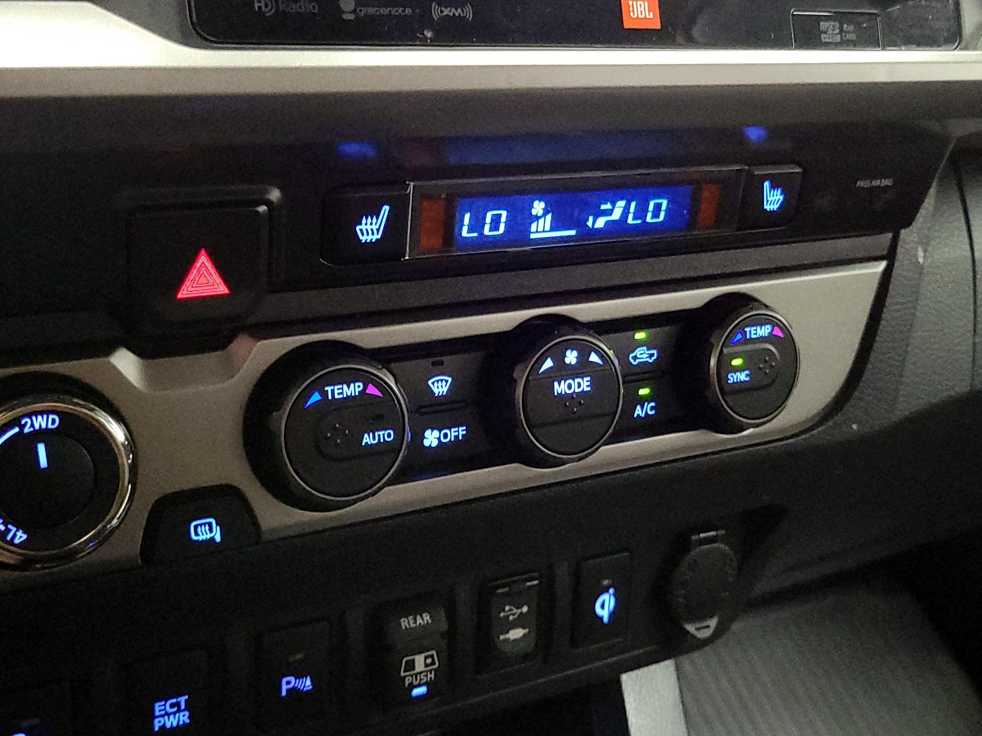 Thumbnail: 2019 Toyota Tacoma - 17