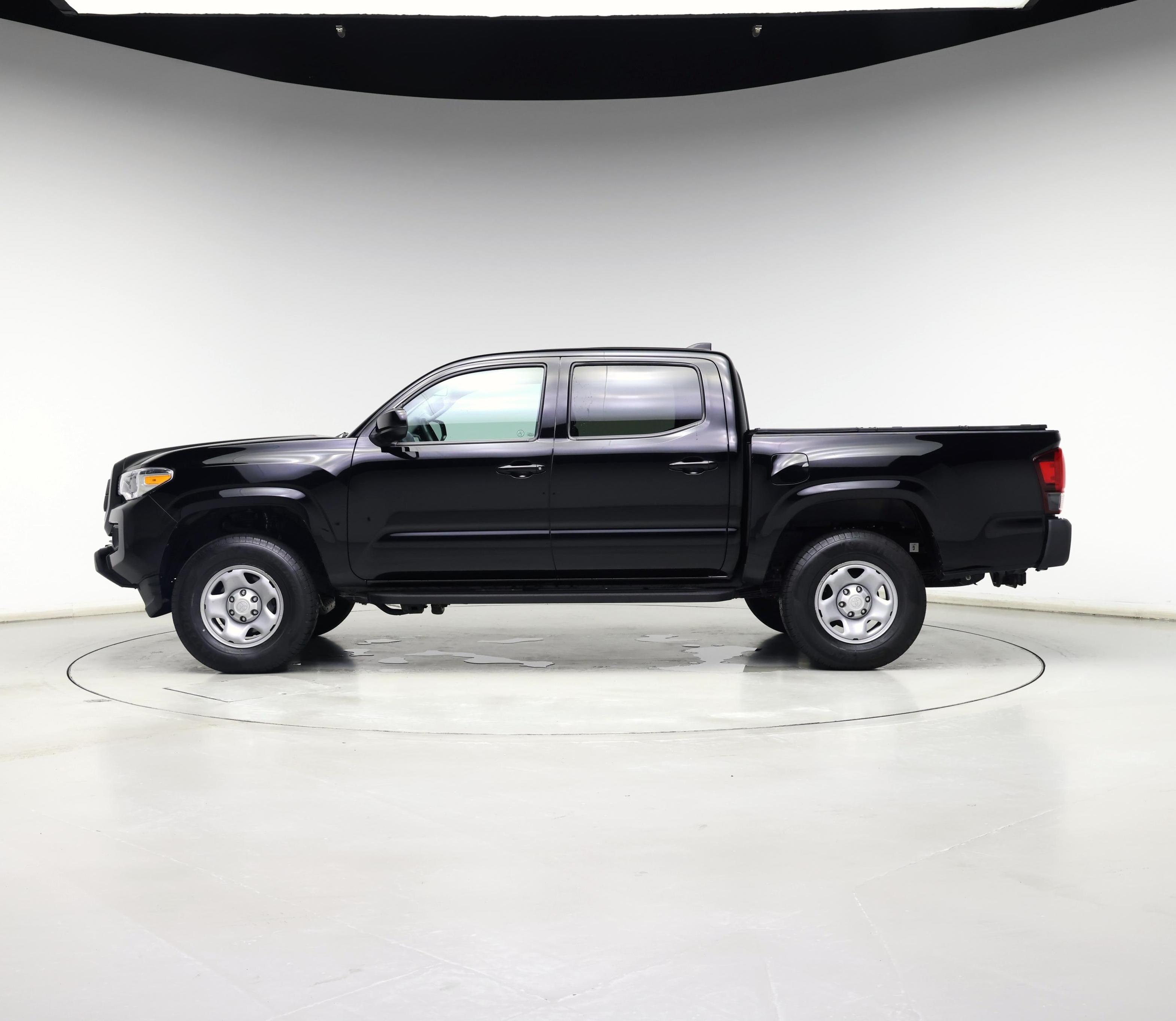Thumbnail: 2023 Toyota Tacoma - 3