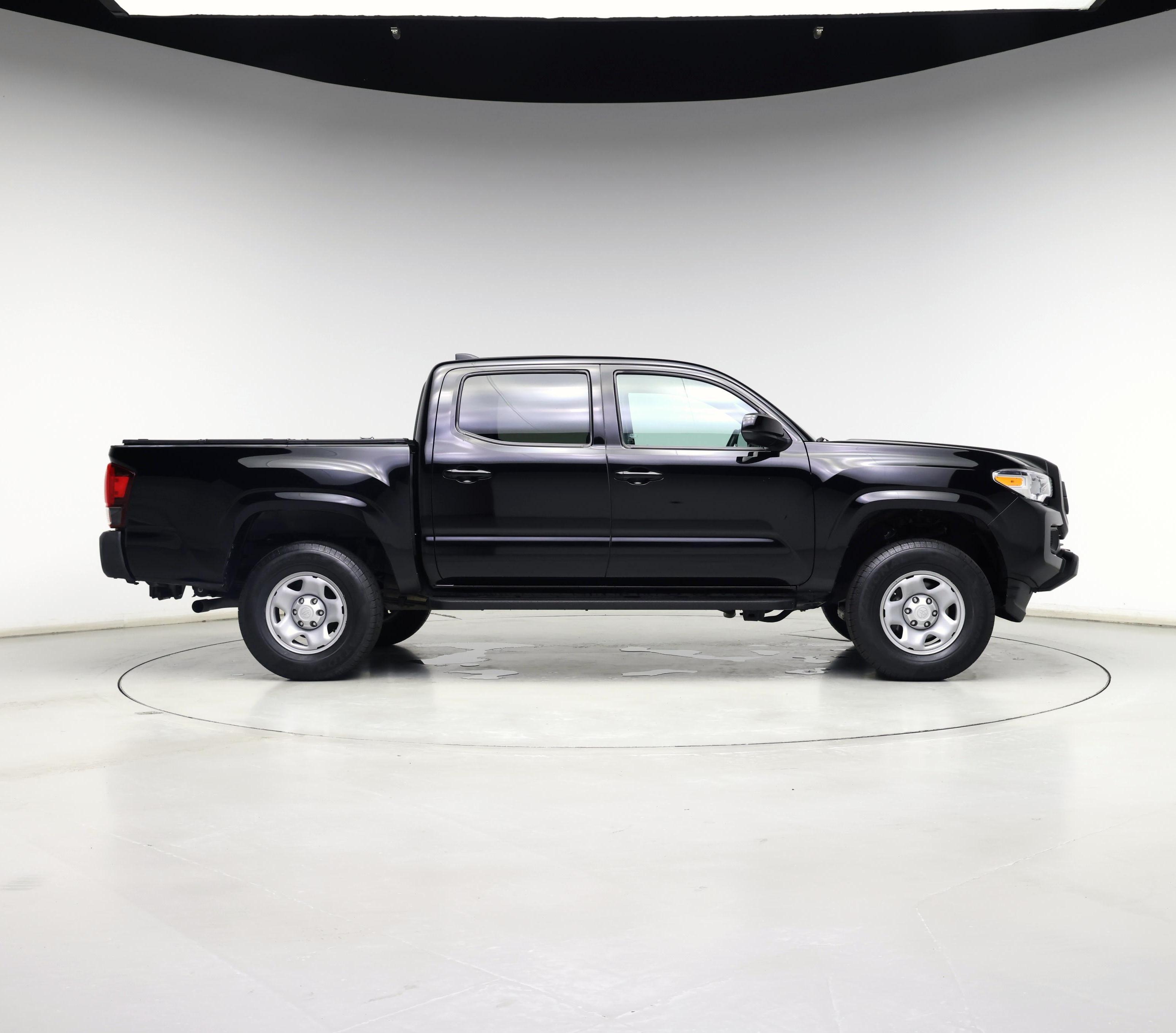 Thumbnail: 2023 Toyota Tacoma - 7