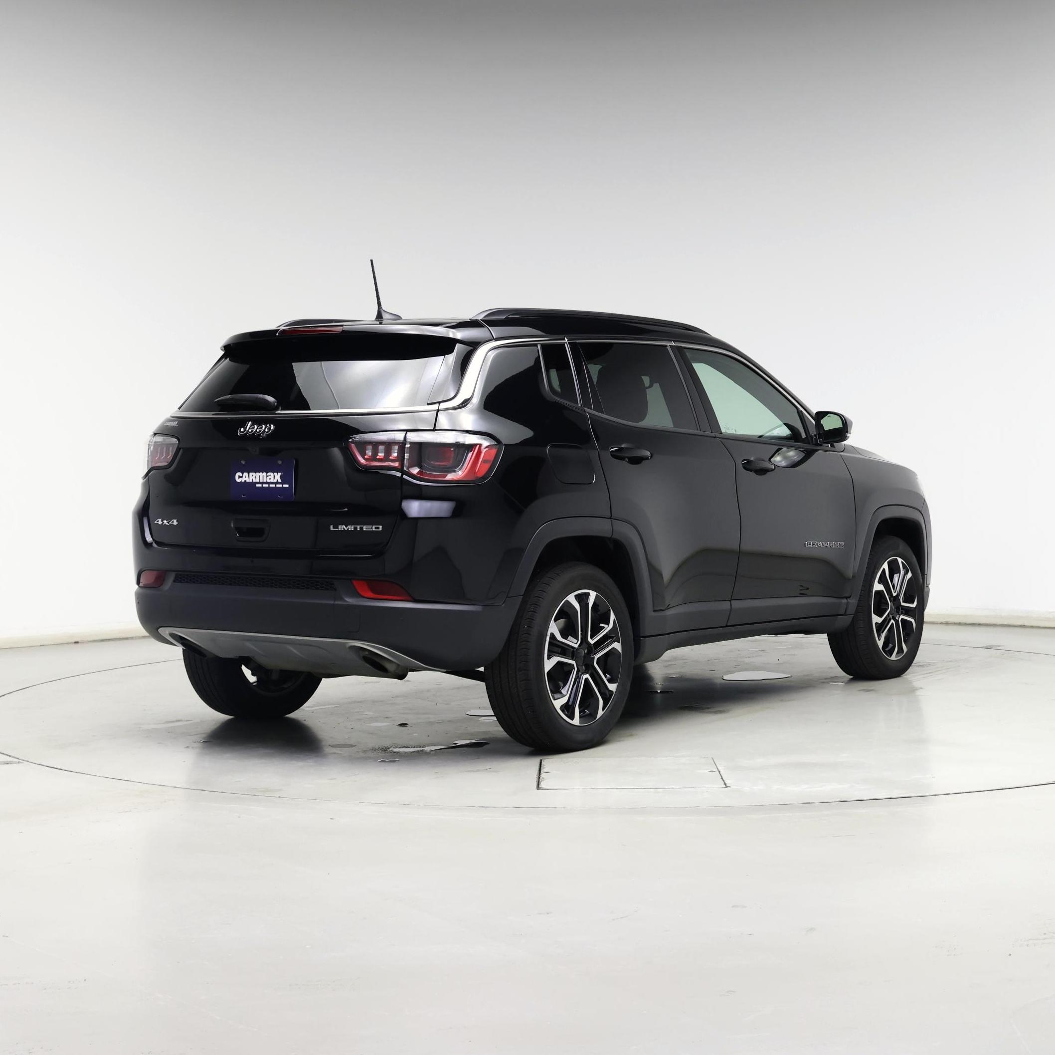 Thumbnail: 2023 Jeep Compass - 8