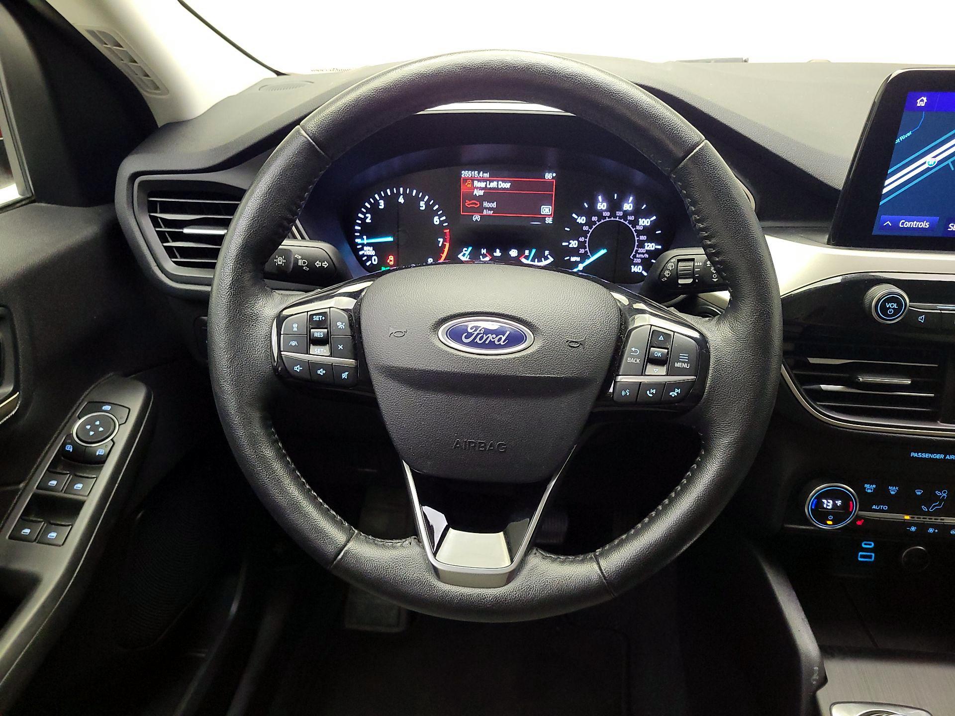 Thumbnail: 2021 Ford Escape - 10