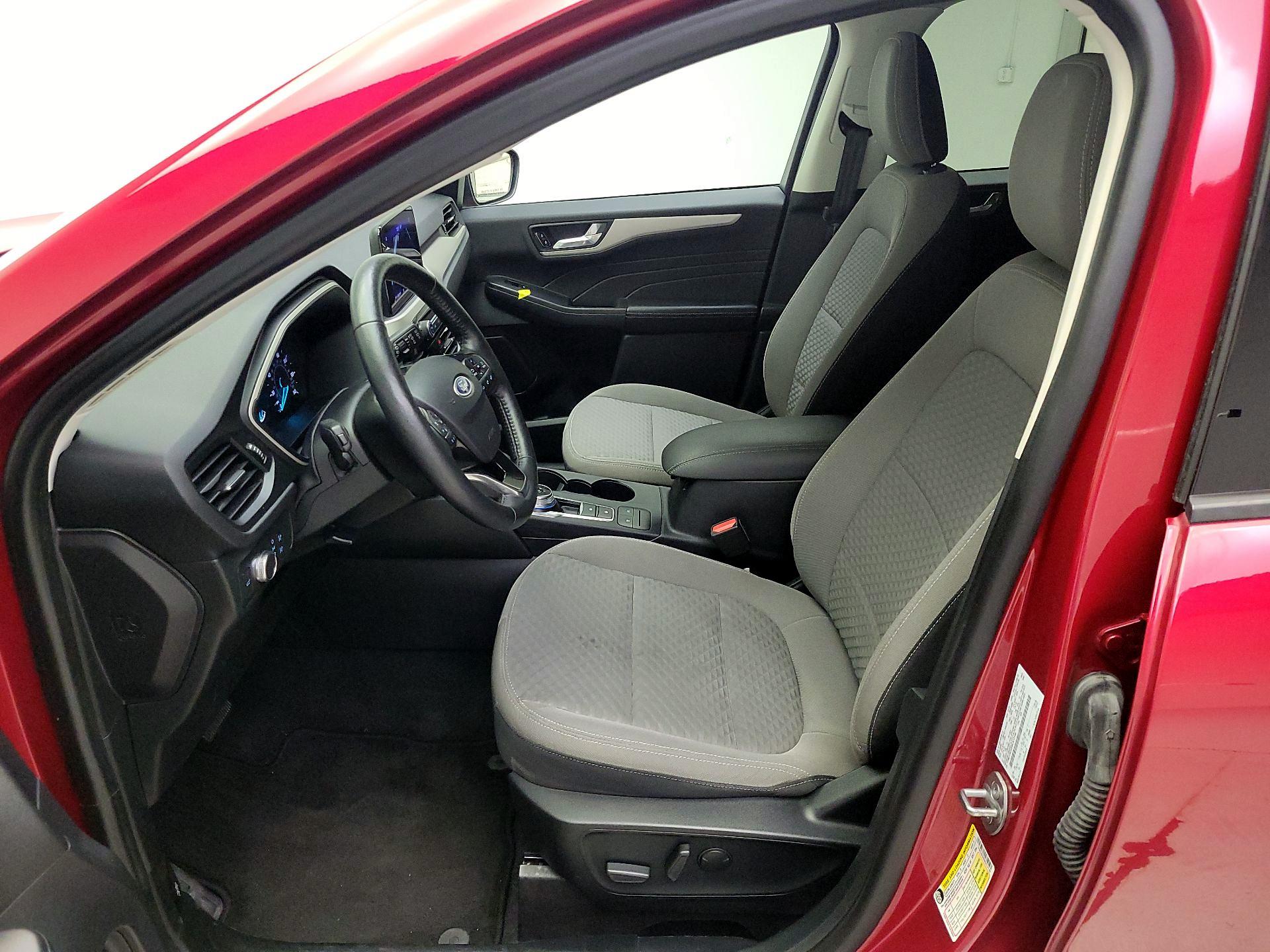Thumbnail: 2021 Ford Escape - 11