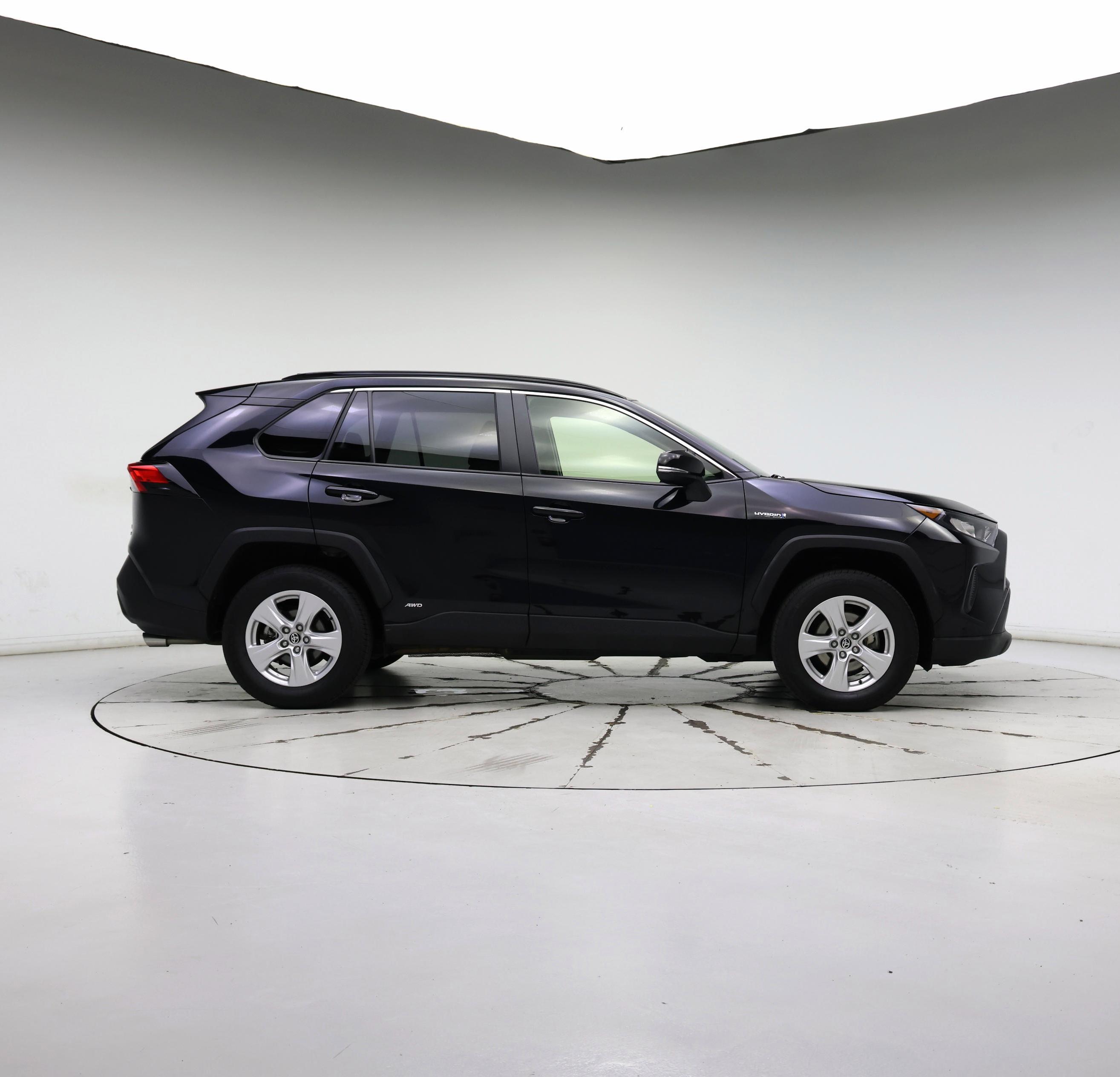 Thumbnail: 2020 Toyota RAV4 - 7
