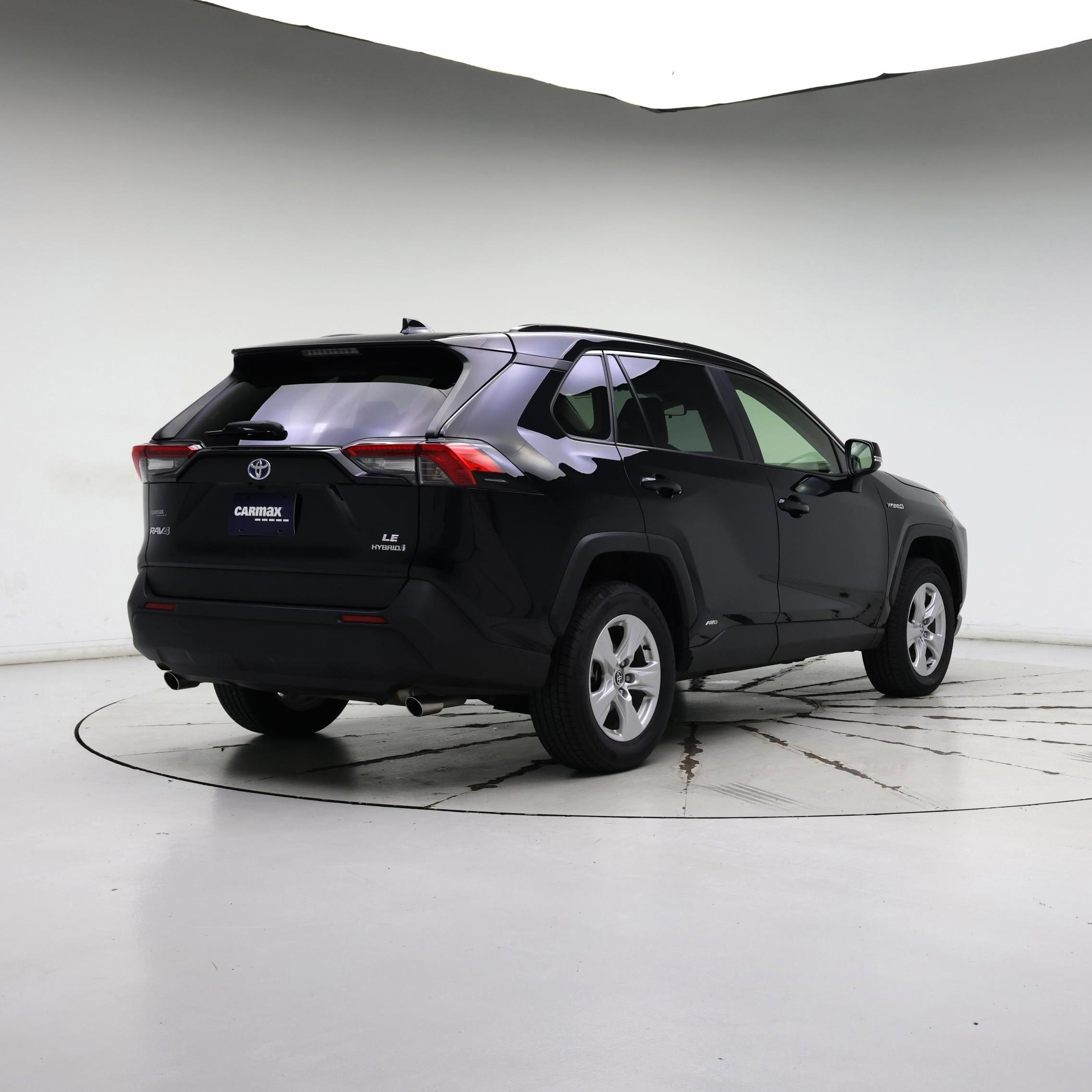 Thumbnail: 2020 Toyota RAV4 - 8