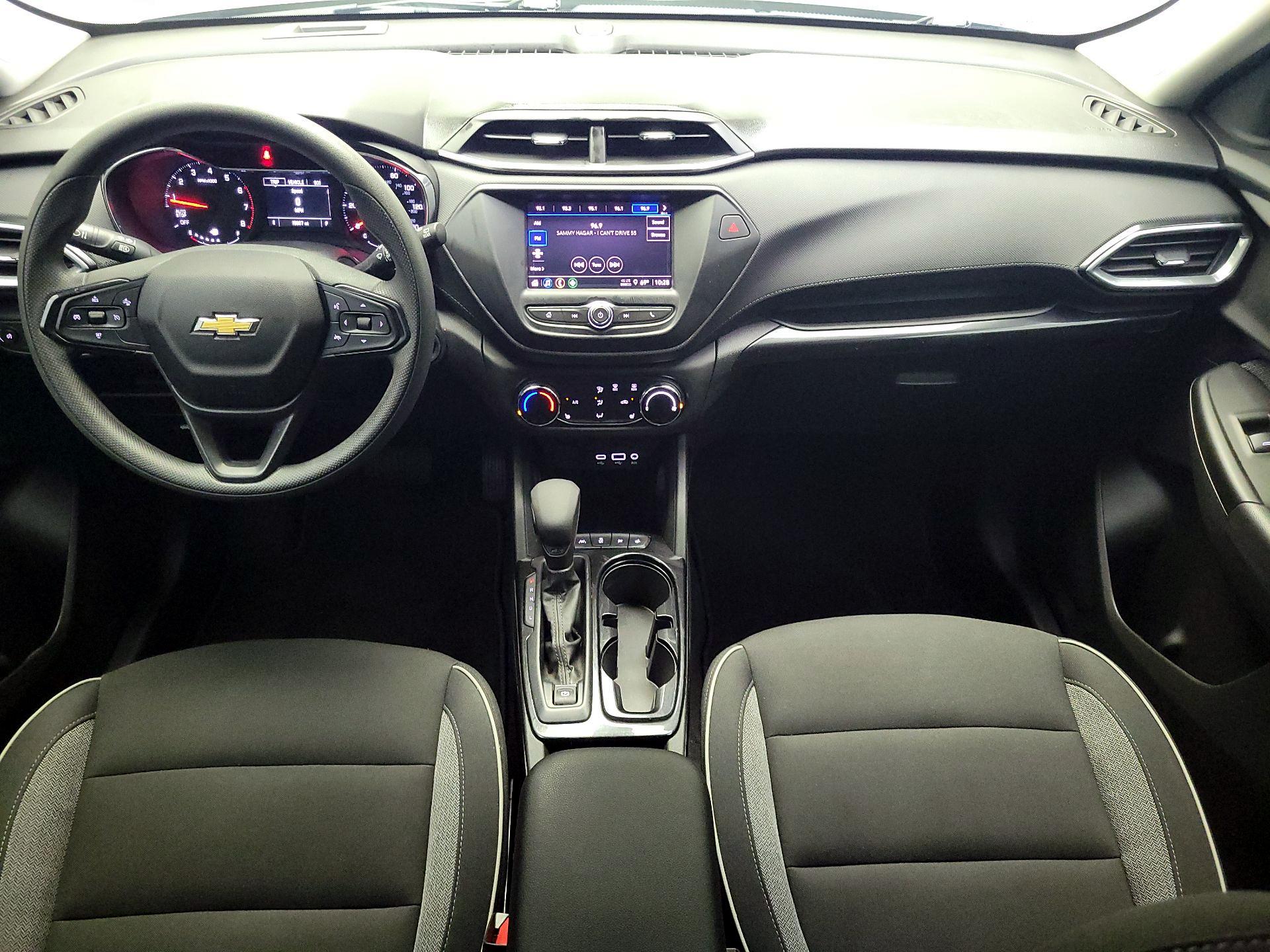 Thumbnail: 2023 Chevrolet TrailBlazer - 9