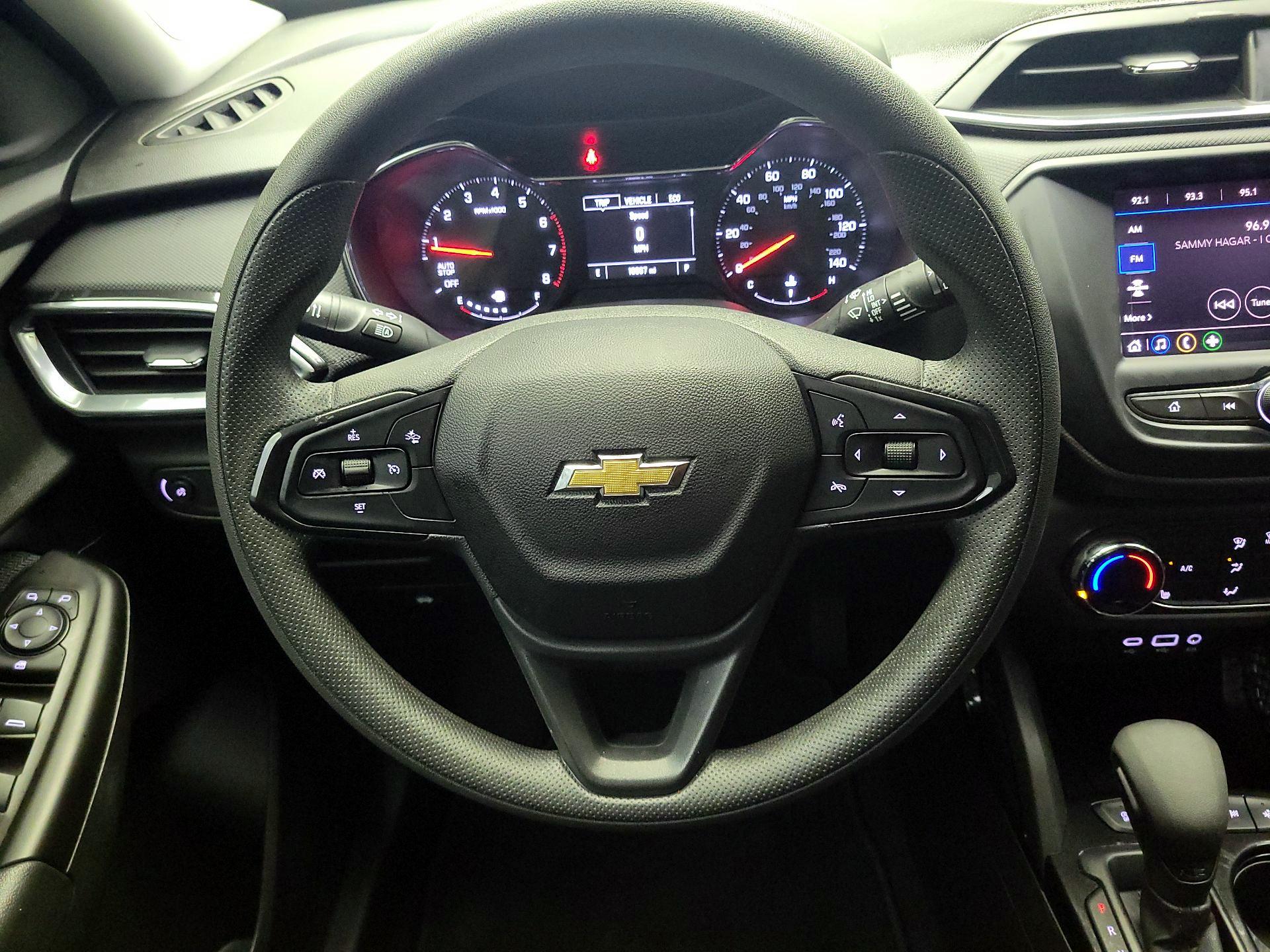 Thumbnail: 2023 Chevrolet TrailBlazer - 10