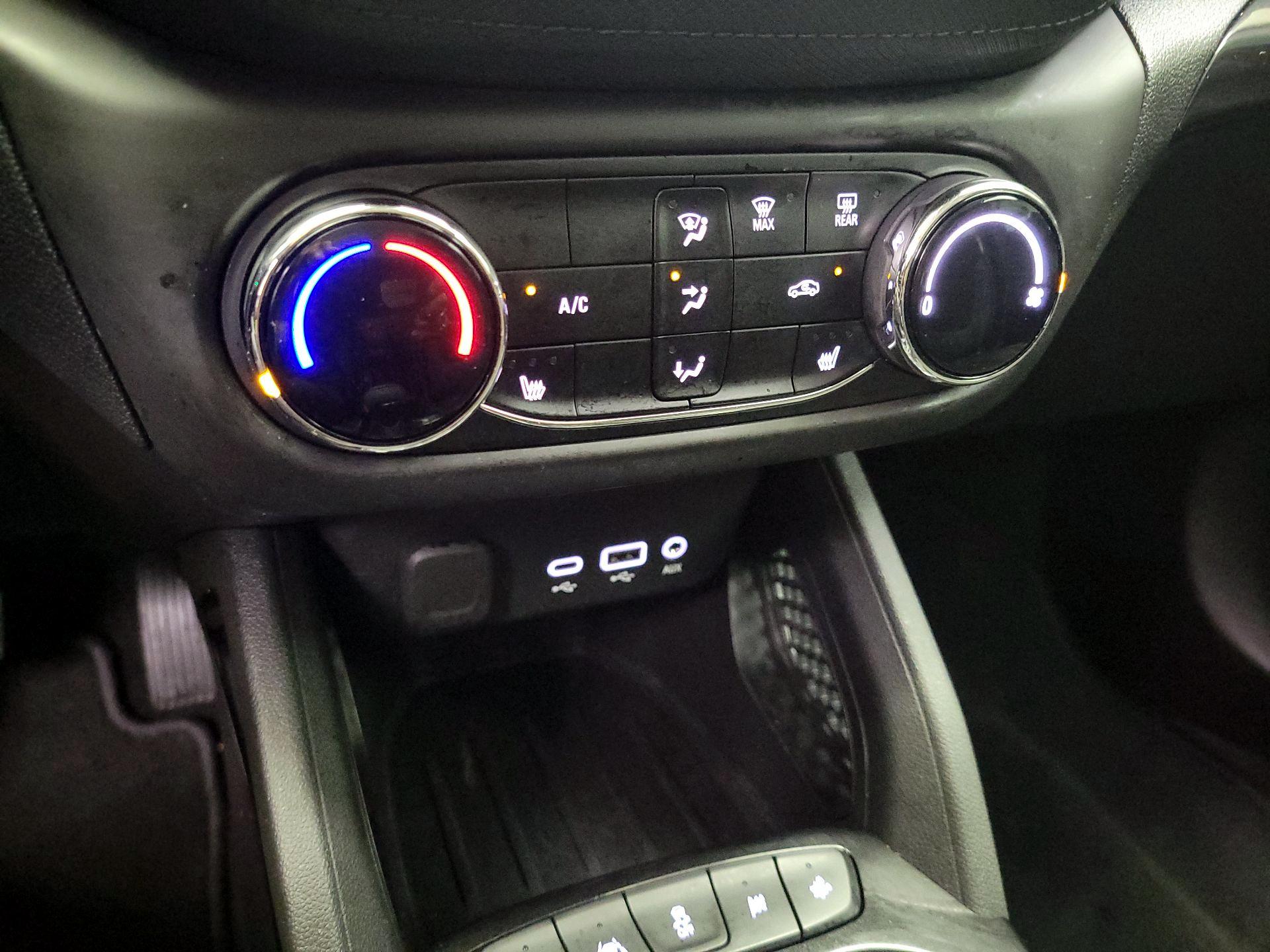 Thumbnail: 2023 Chevrolet TrailBlazer - 16