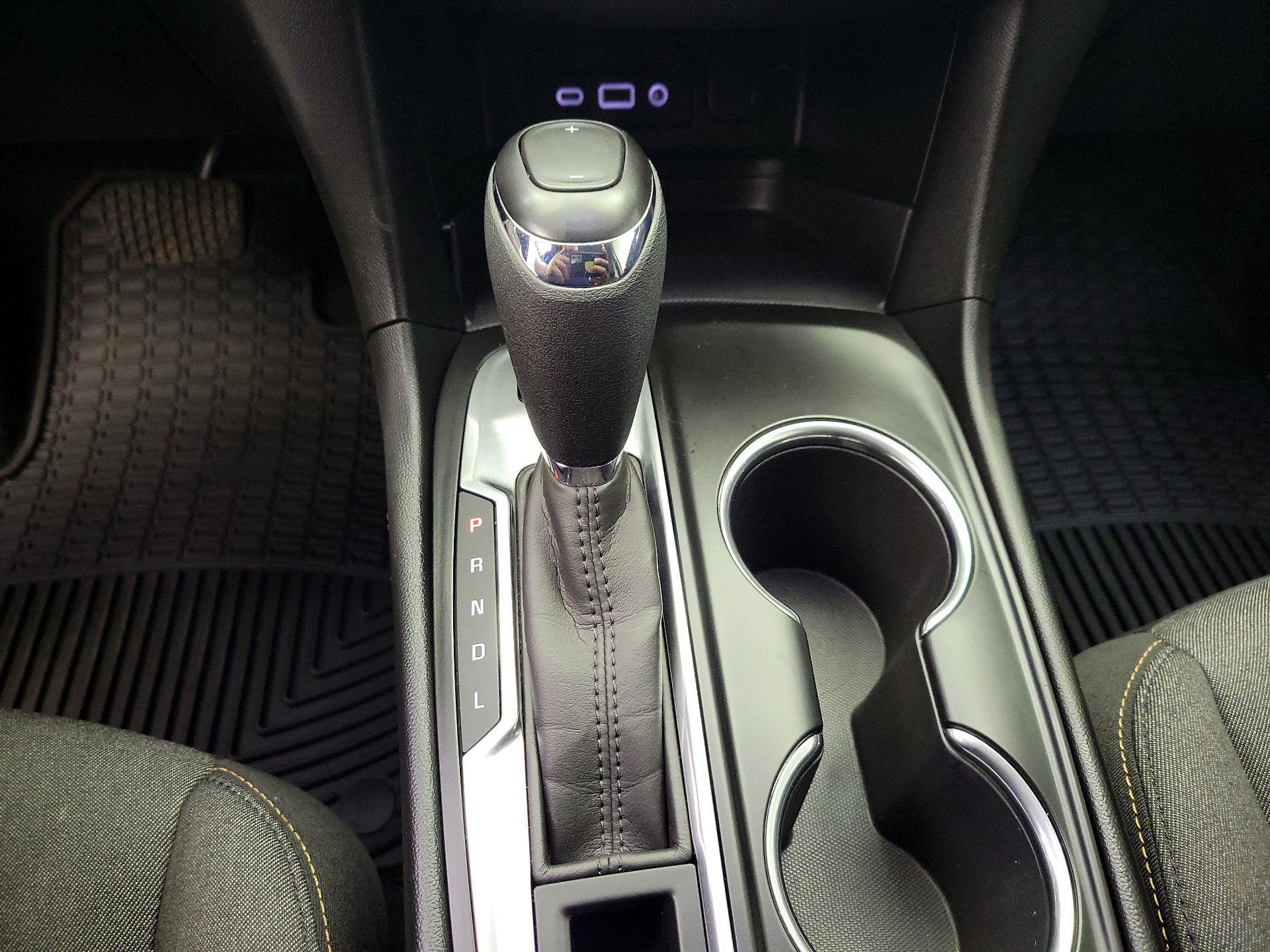 Thumbnail: 2020 Chevrolet Equinox - 17