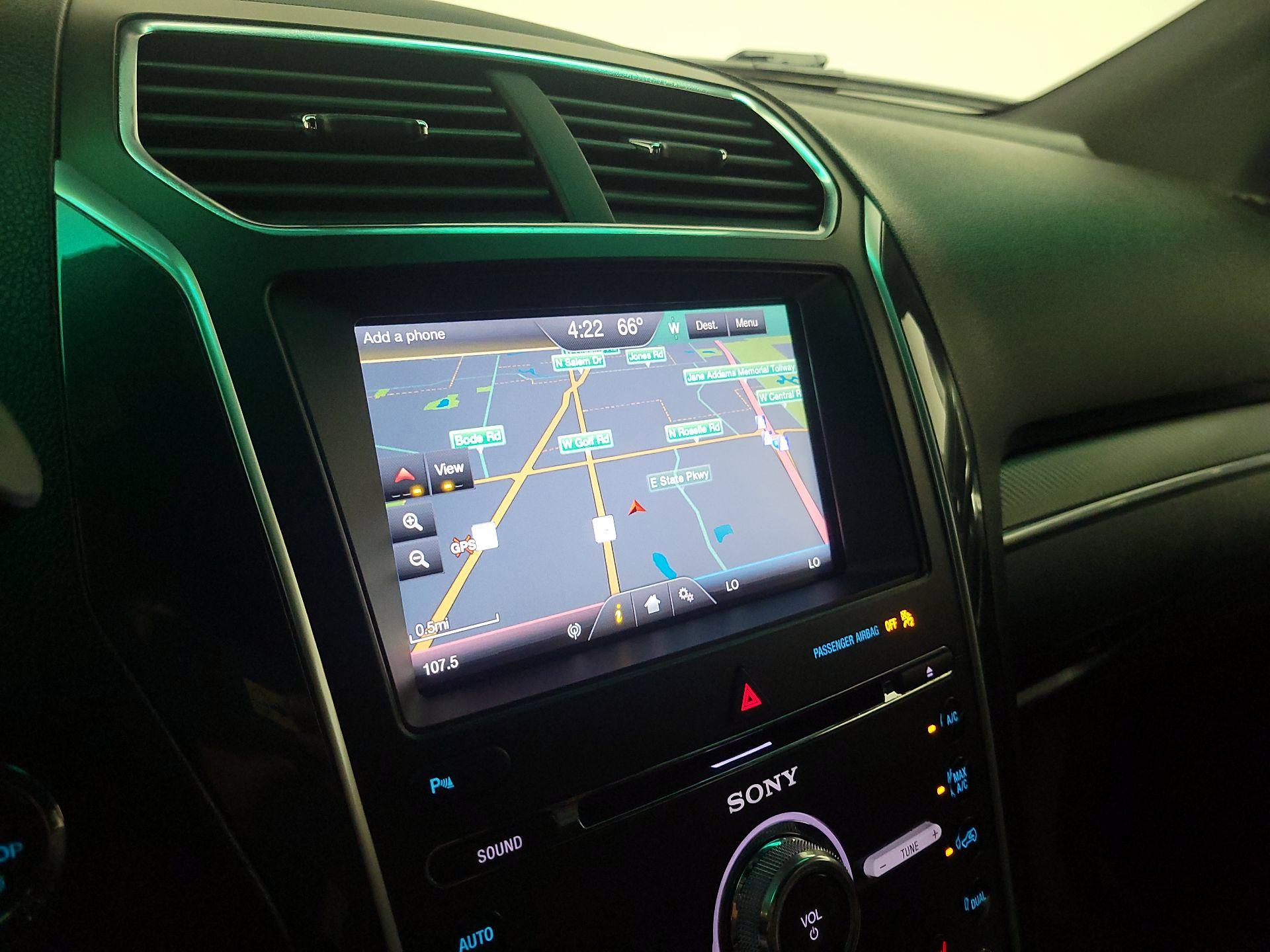 Thumbnail: 2016 Ford Explorer - 14