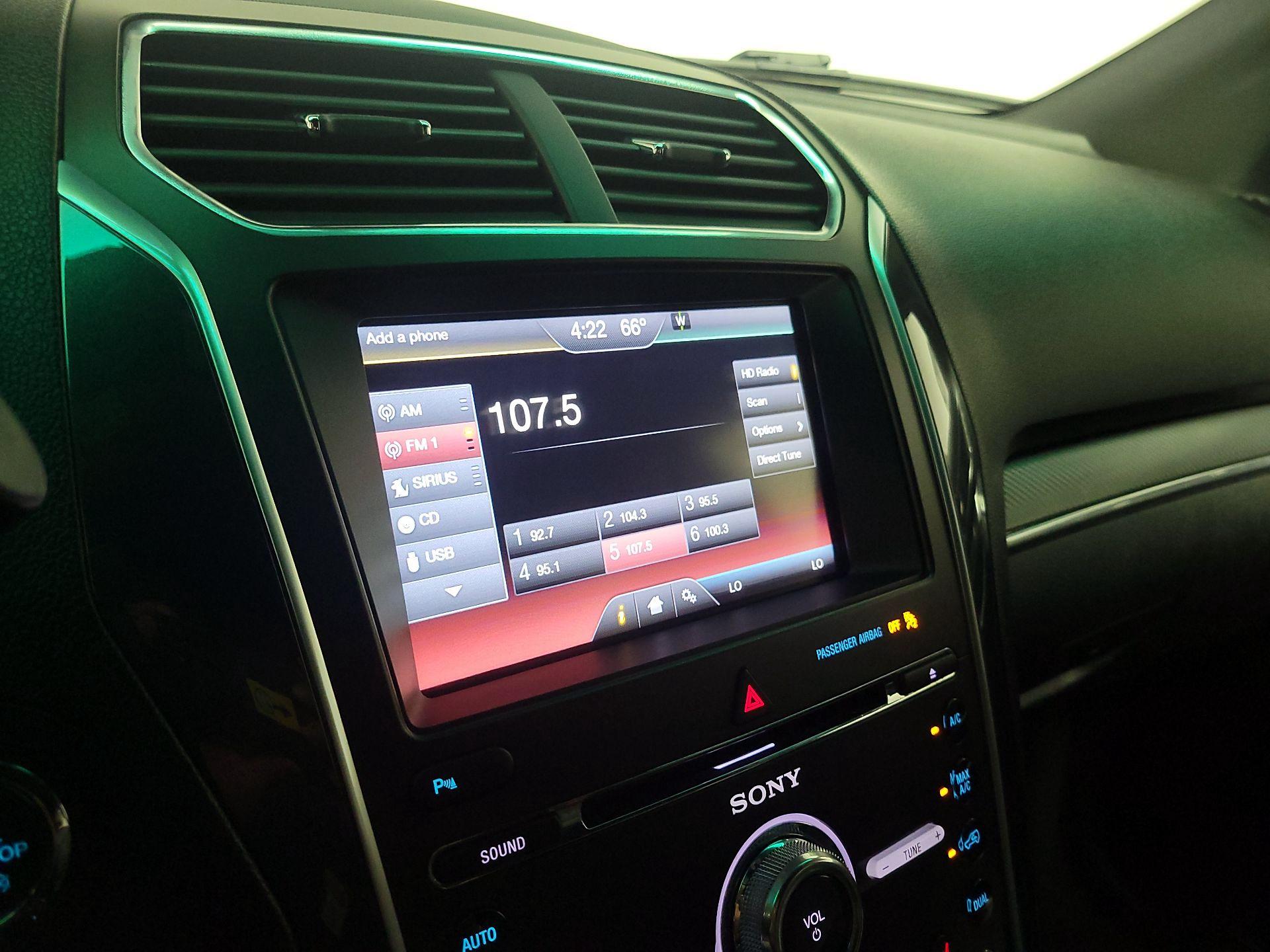 Thumbnail: 2016 Ford Explorer - 16