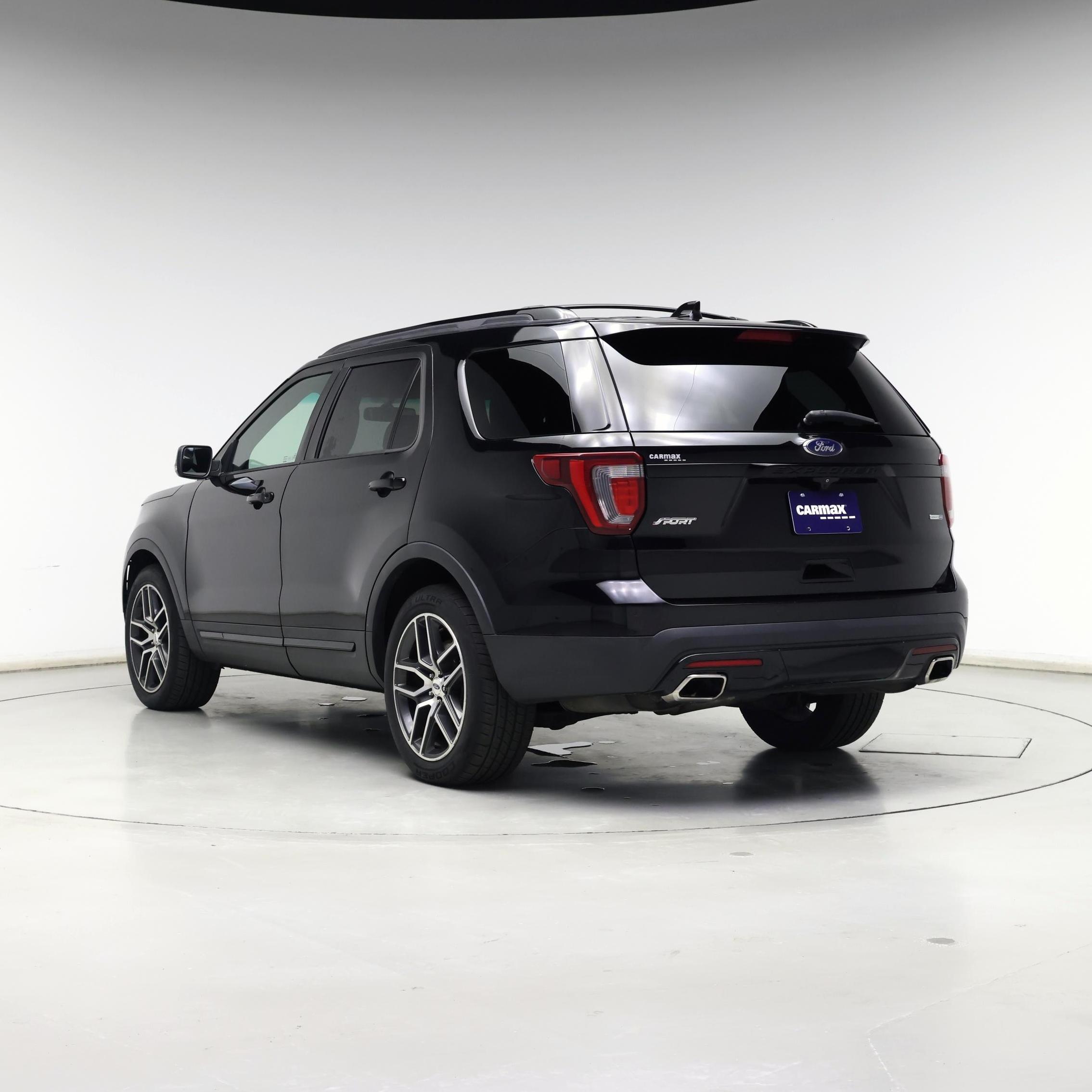 Thumbnail: 2016 Ford Explorer - 2