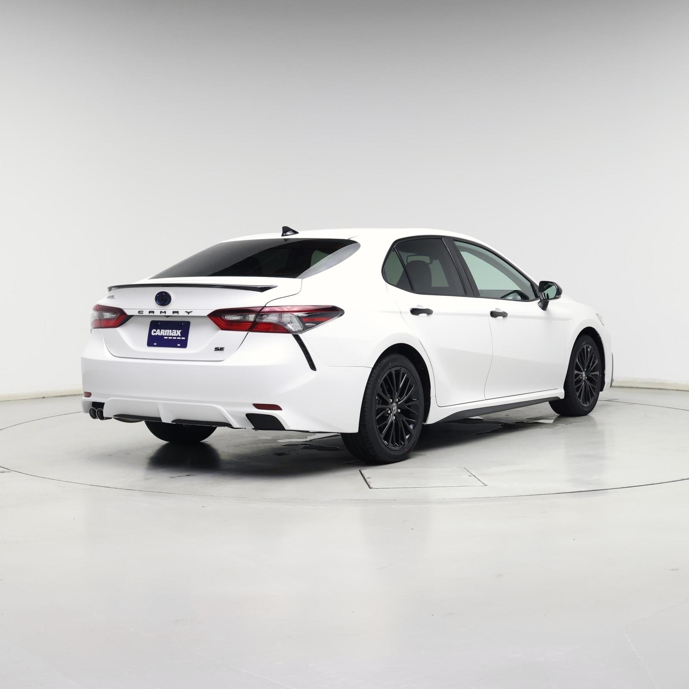 Thumbnail: 2022 Toyota Camry - 8